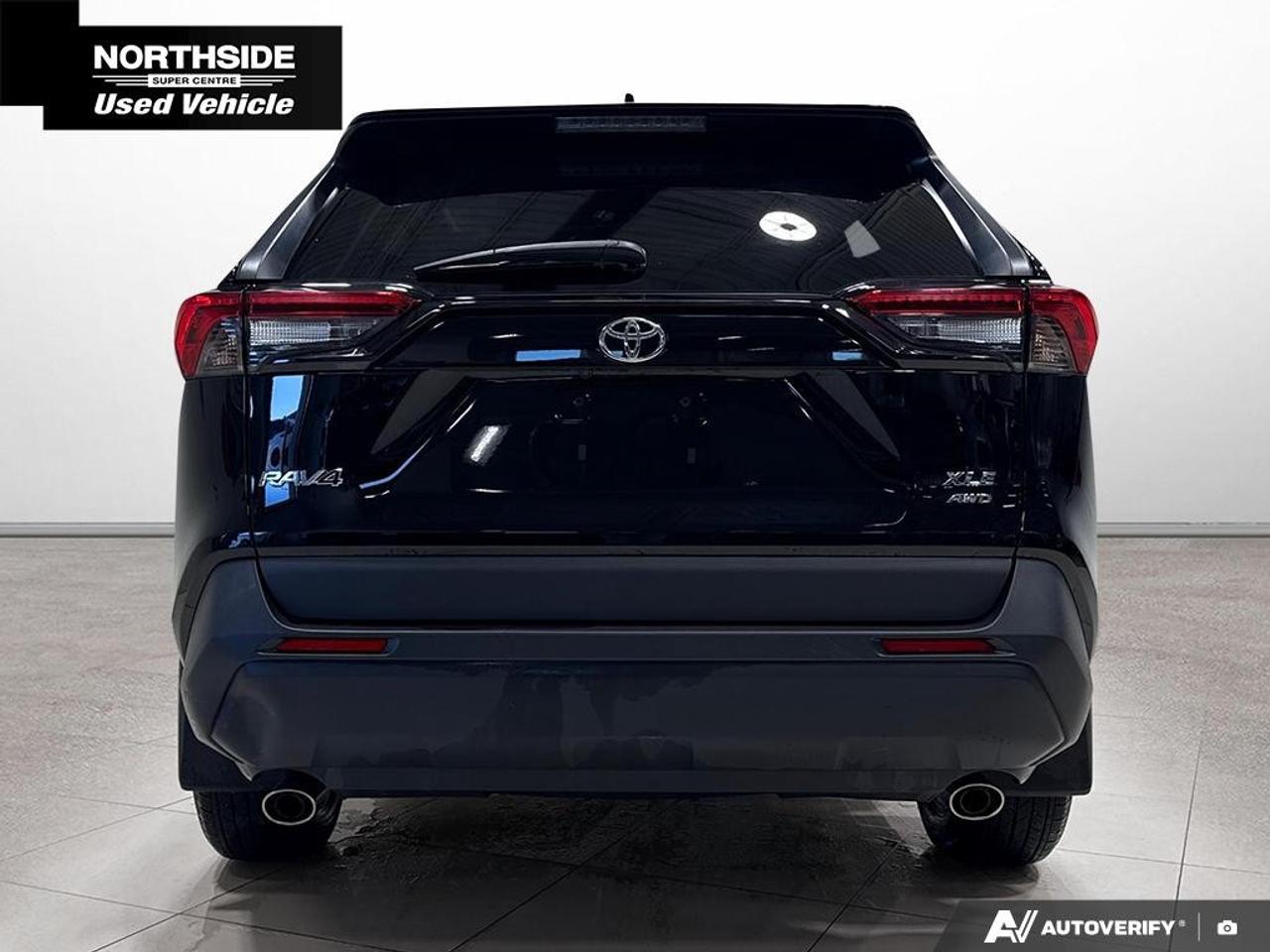 2023 Toyota RAV4 XLE AWD Photo