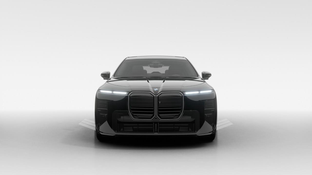 2027 BMW 740 xDrive MSE 4dr All-Wheel Drive Sedan Photo