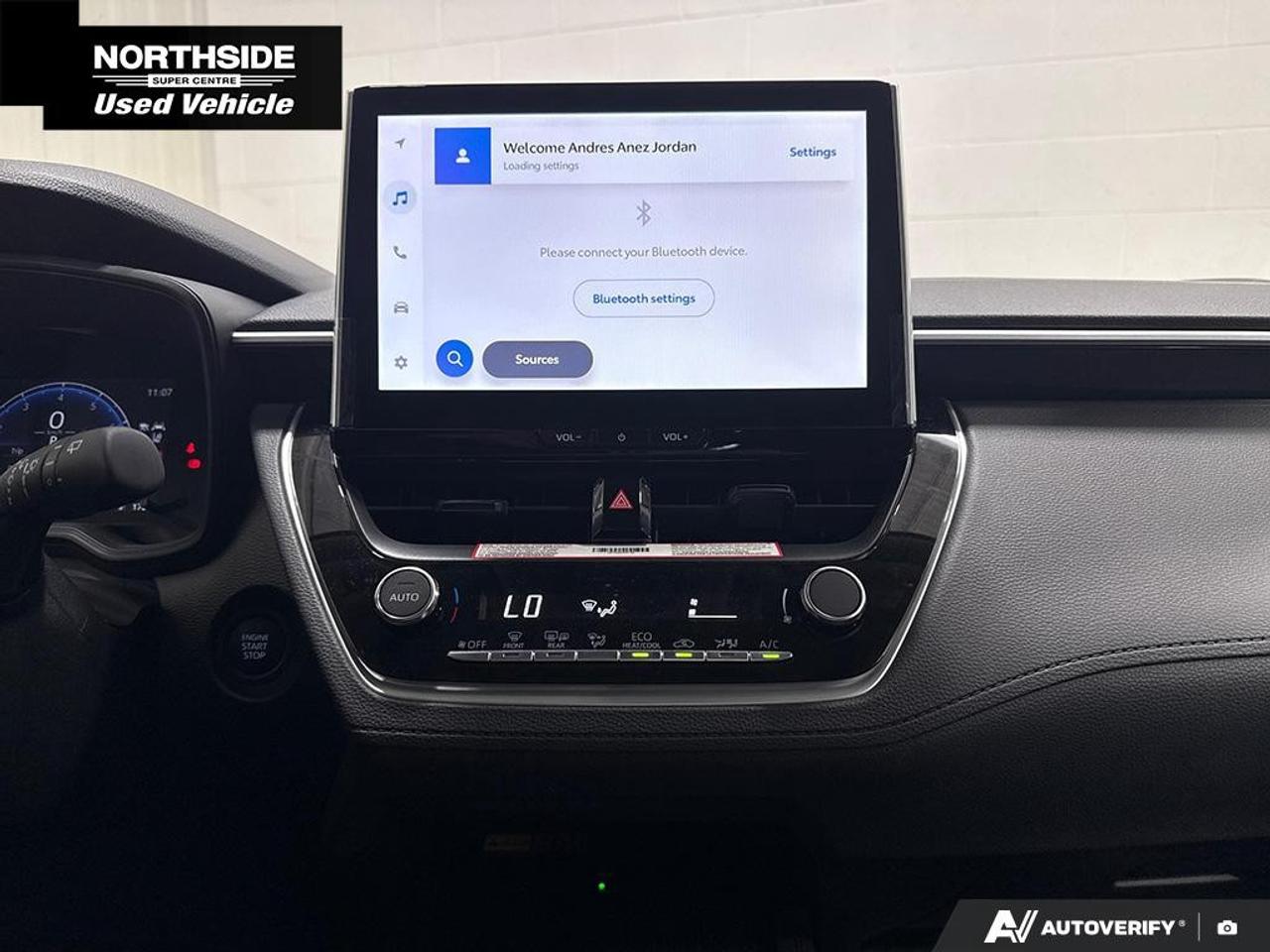2026 Toyota Corolla Cross LE AWD Photo