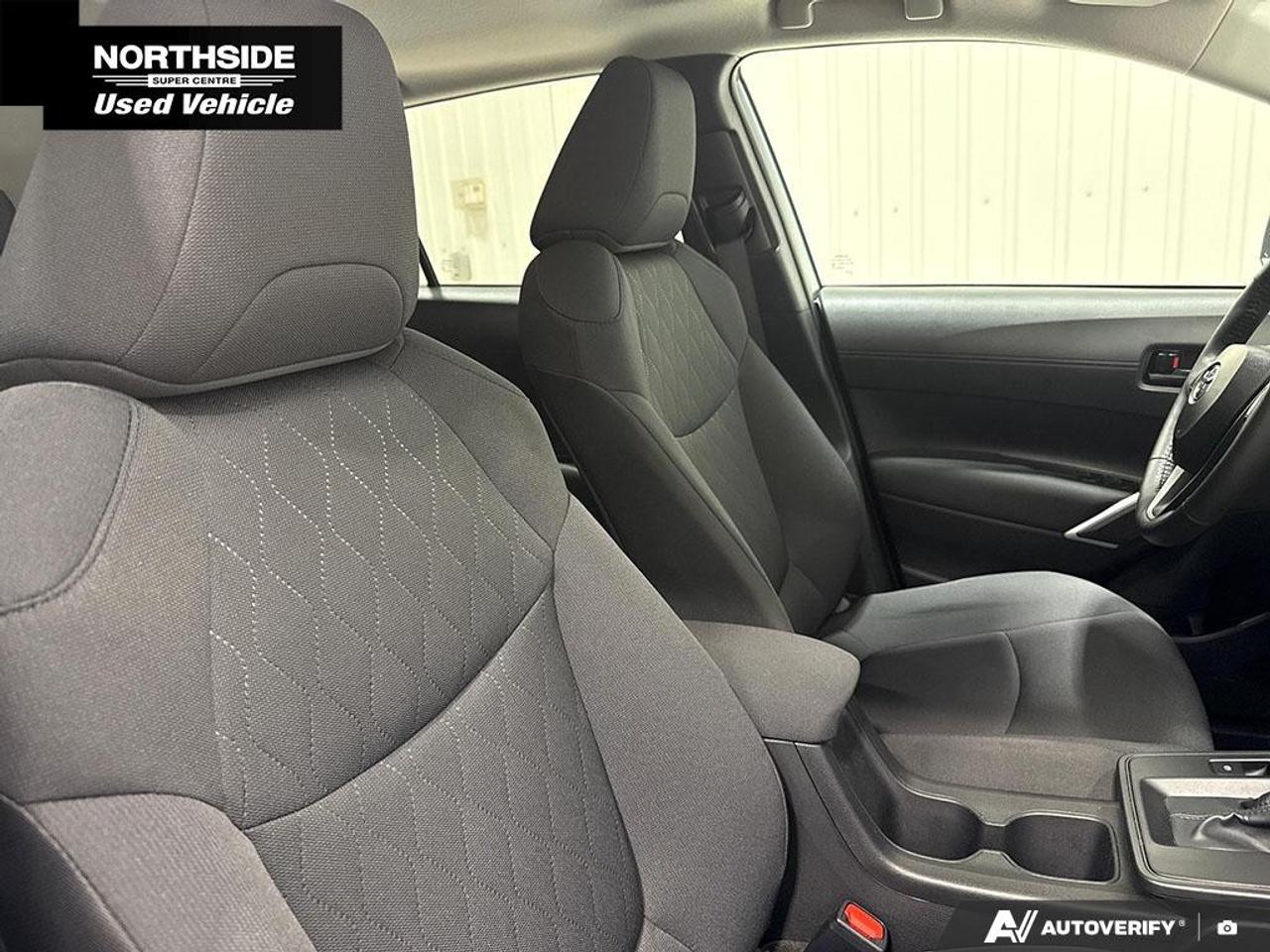 2026 Toyota Corolla Cross LE AWD Photo