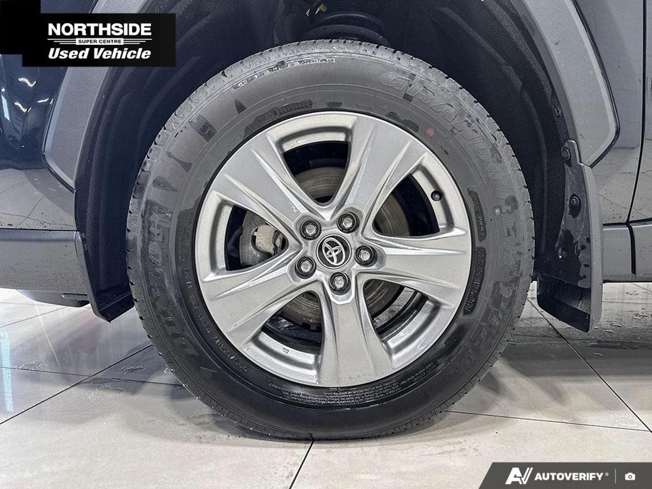 2024 Toyota RAV4 XLE AWD Photo