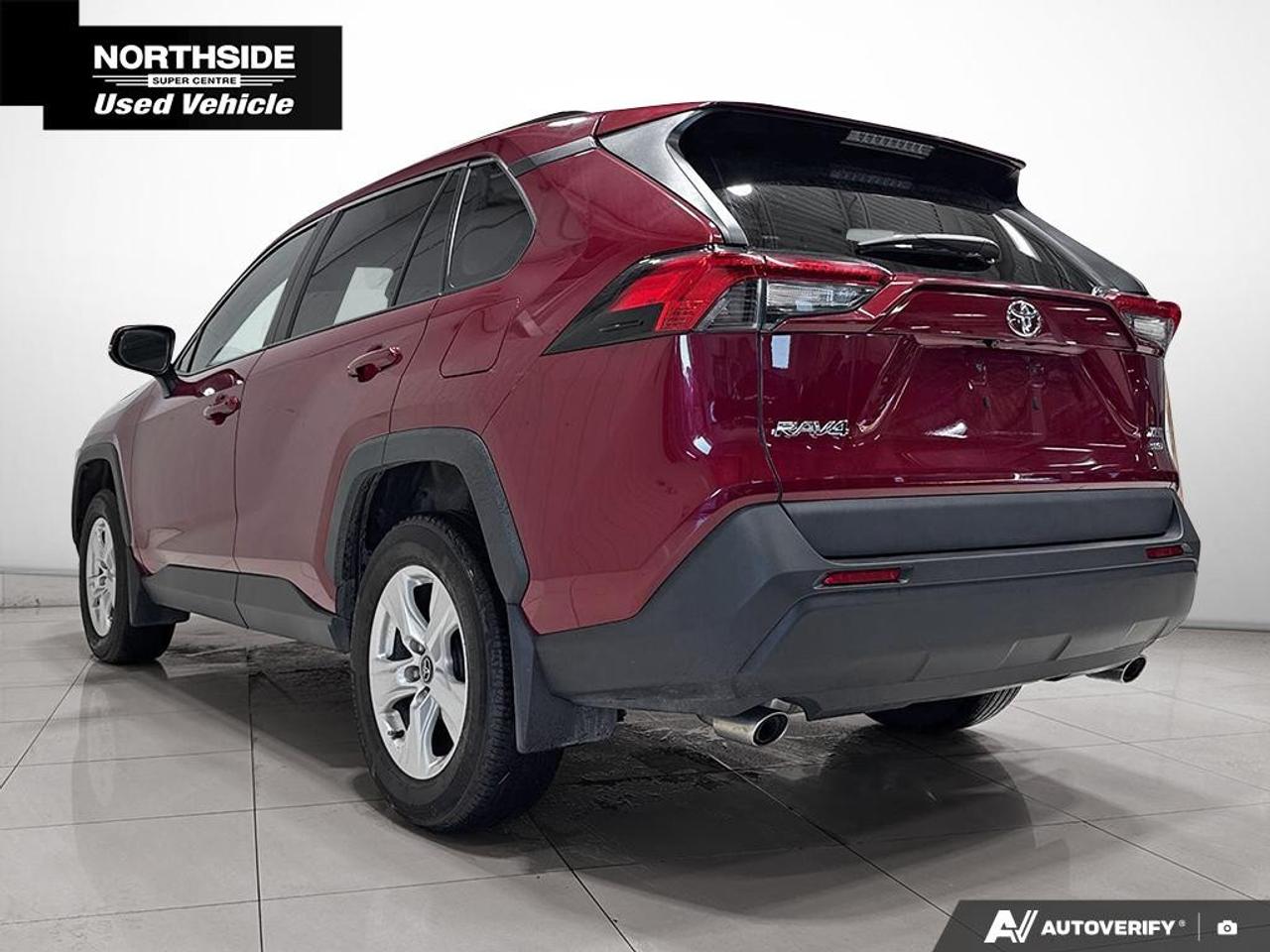 2021 Toyota RAV4 XLE AWD Photo