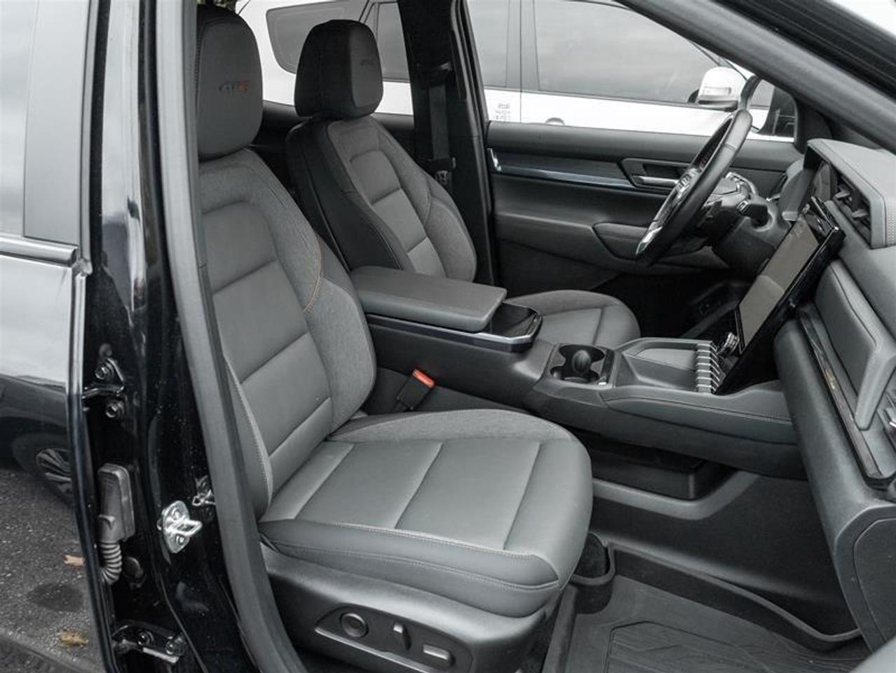 2026 GMC Terrain AT4 4dr All-Wheel Drive Photo