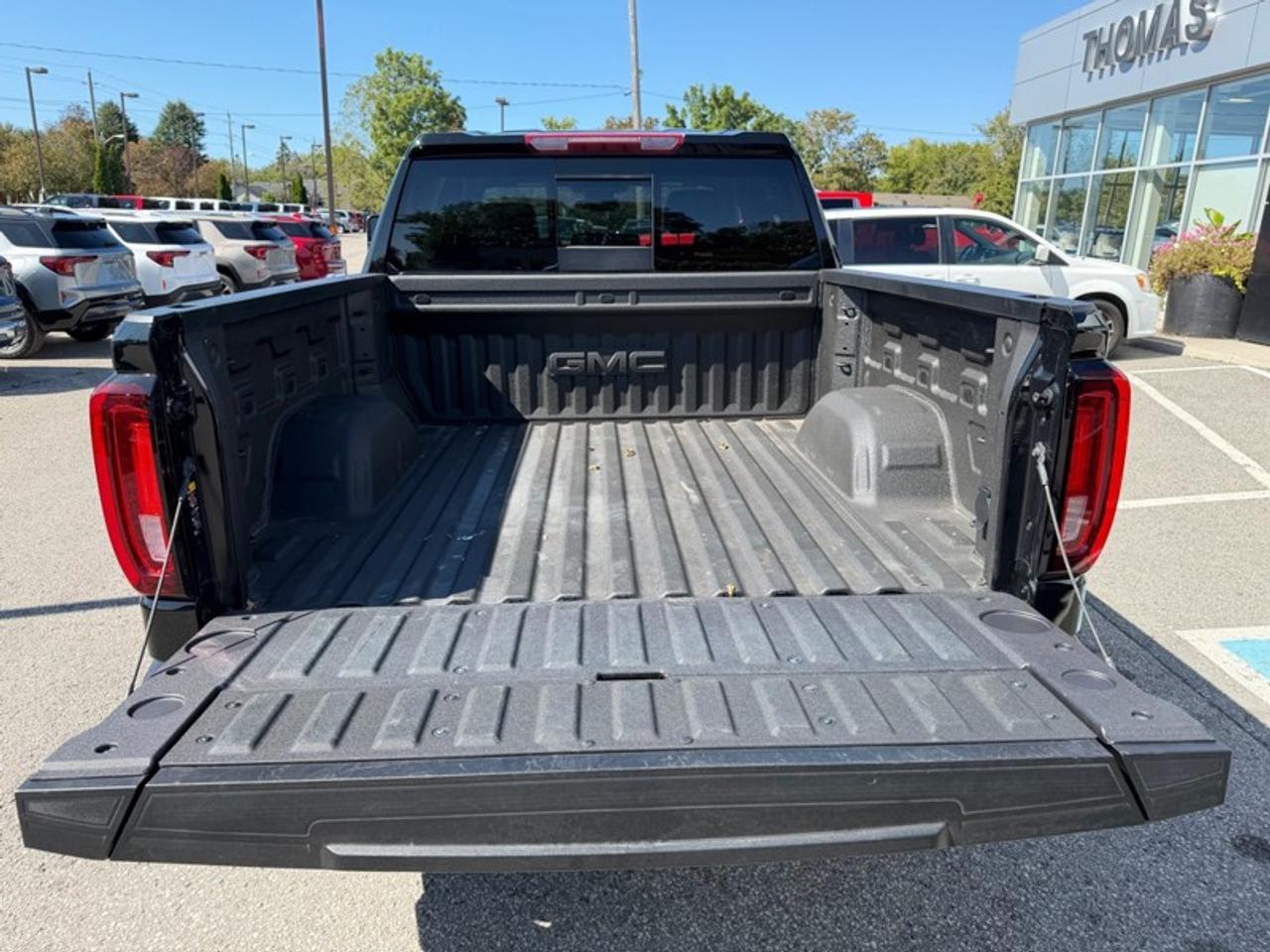 2026 GMC Sierra 1500 Crew Cab Short Box 4-Wheel Drive AT4 Photo