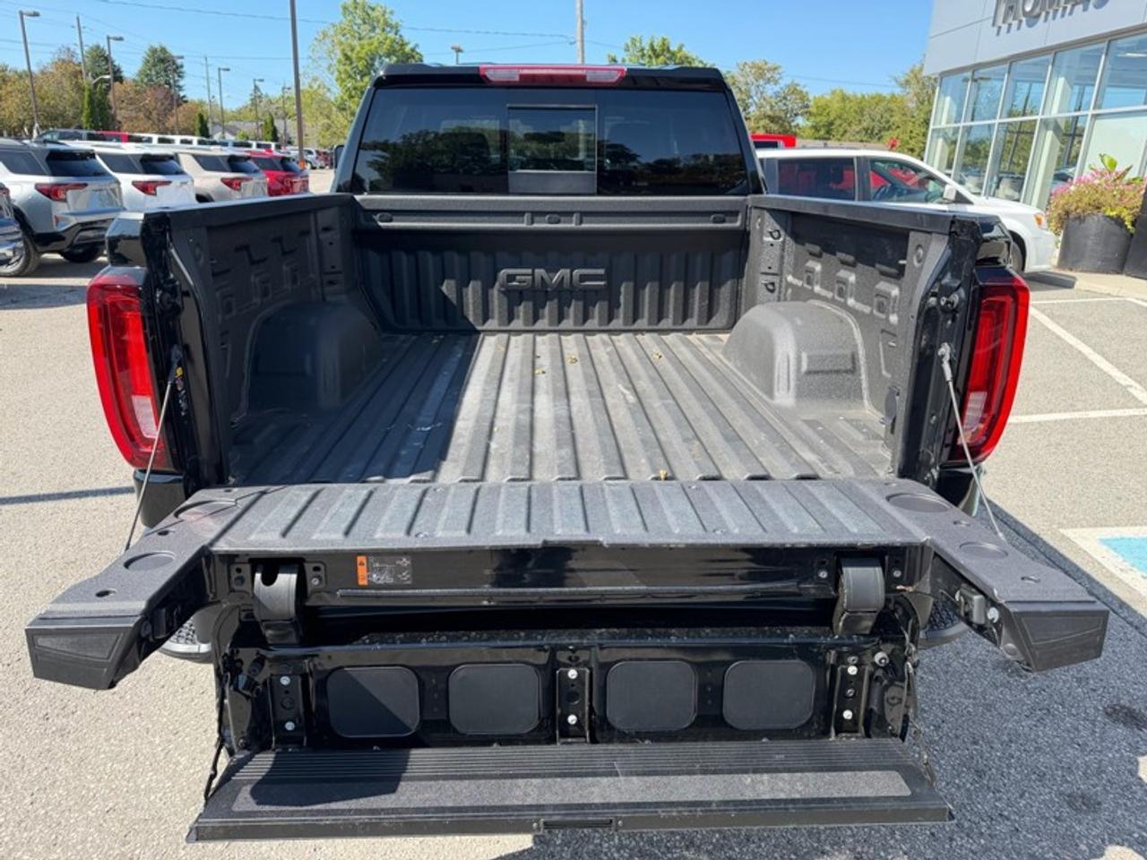 2026 GMC Sierra 1500 Crew Cab Short Box 4-Wheel Drive AT4 Photo