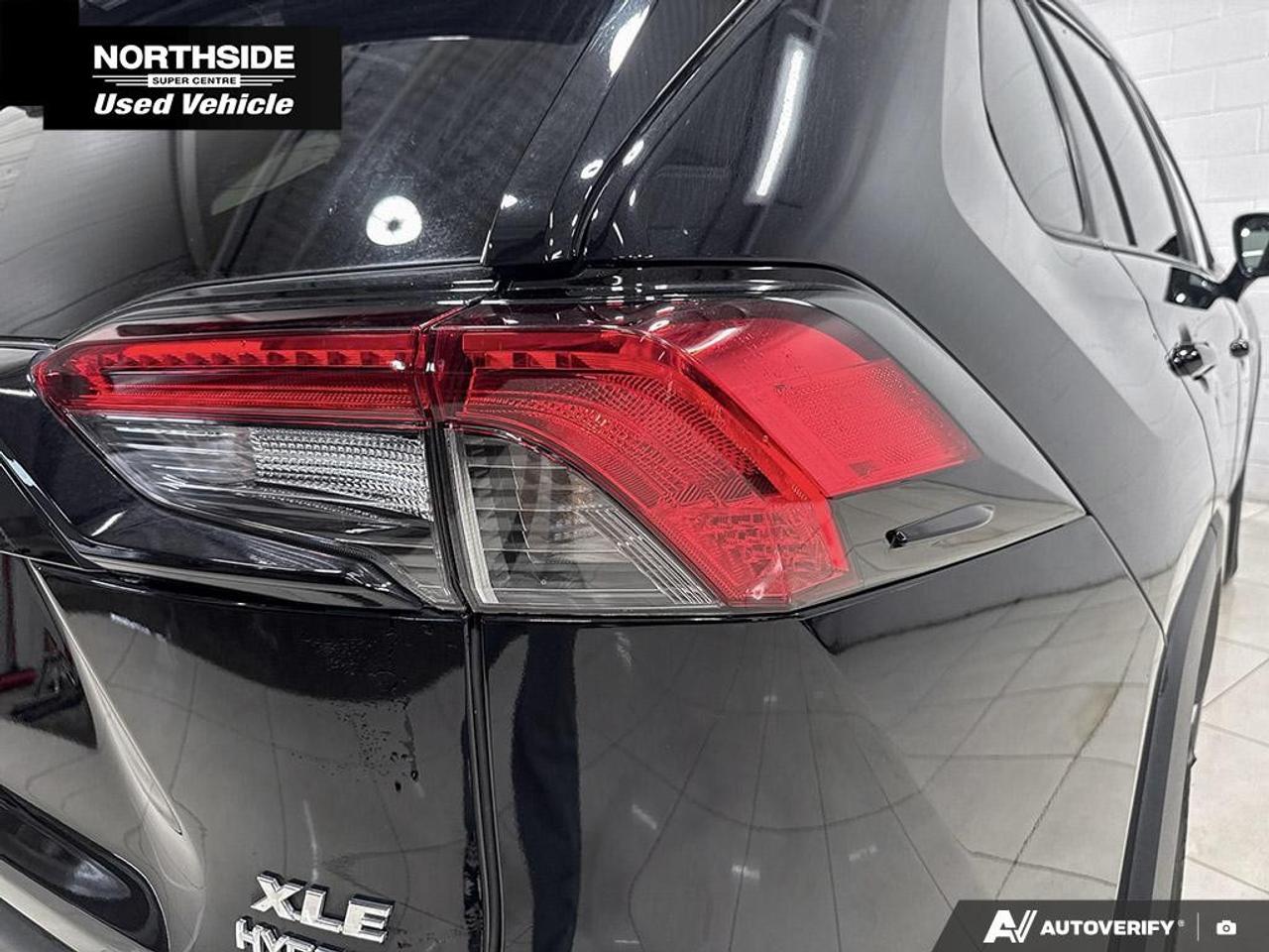 2024 Toyota RAV4 Hybrid XLE AWD Photo
