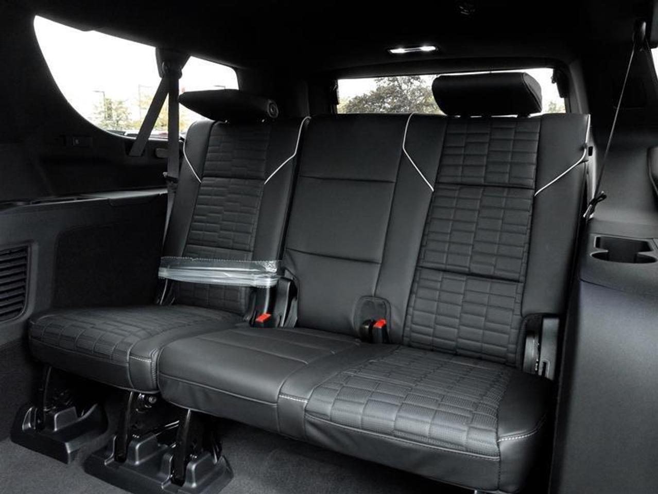 2027 Cadillac Escalade ESV V-Series 4dr 4x4 Photo