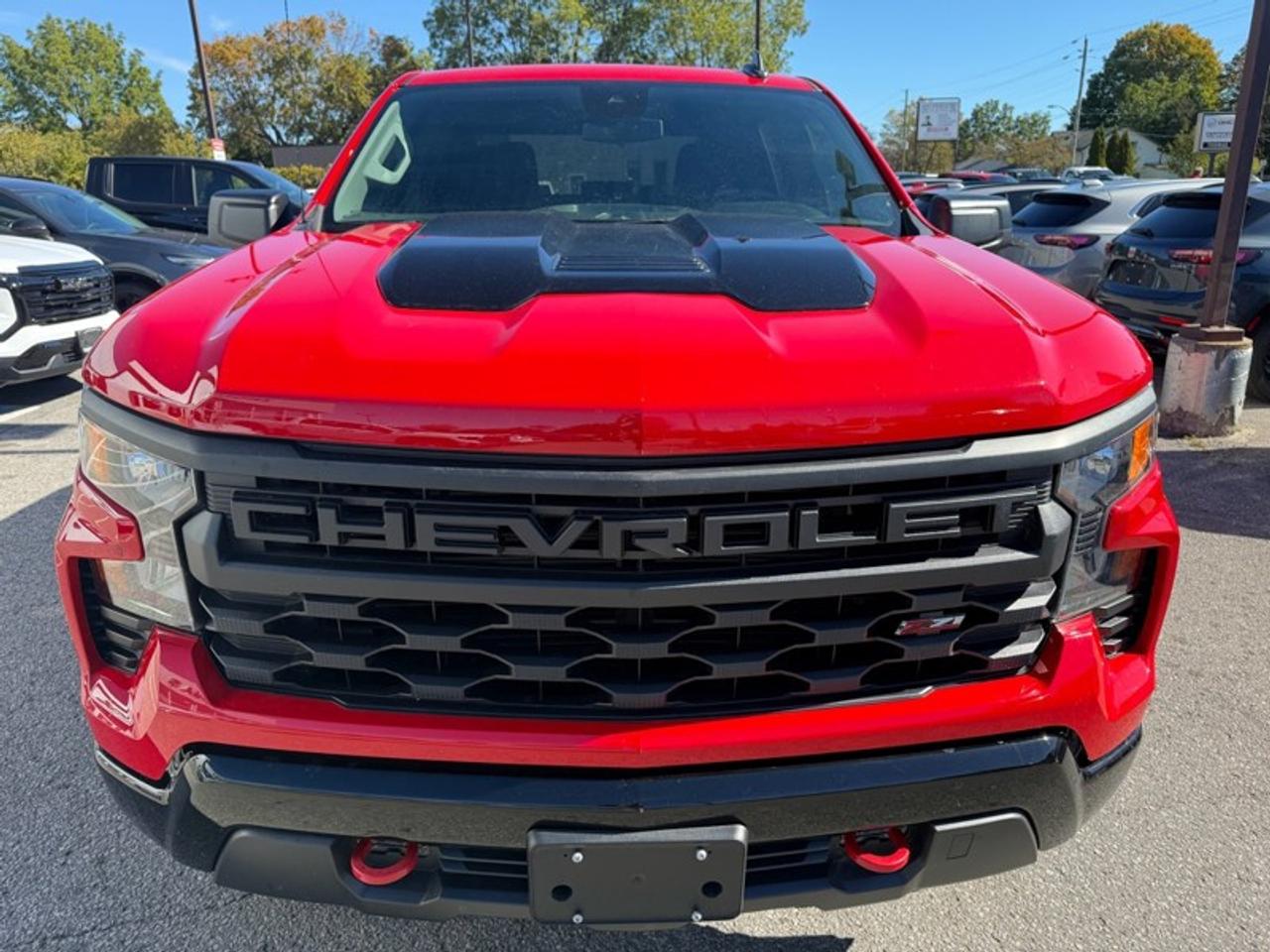 2024 Chevrolet Silverado 1500 Crew Cab Short Box 4-Wheel Drive Custom Trail Boss Photo