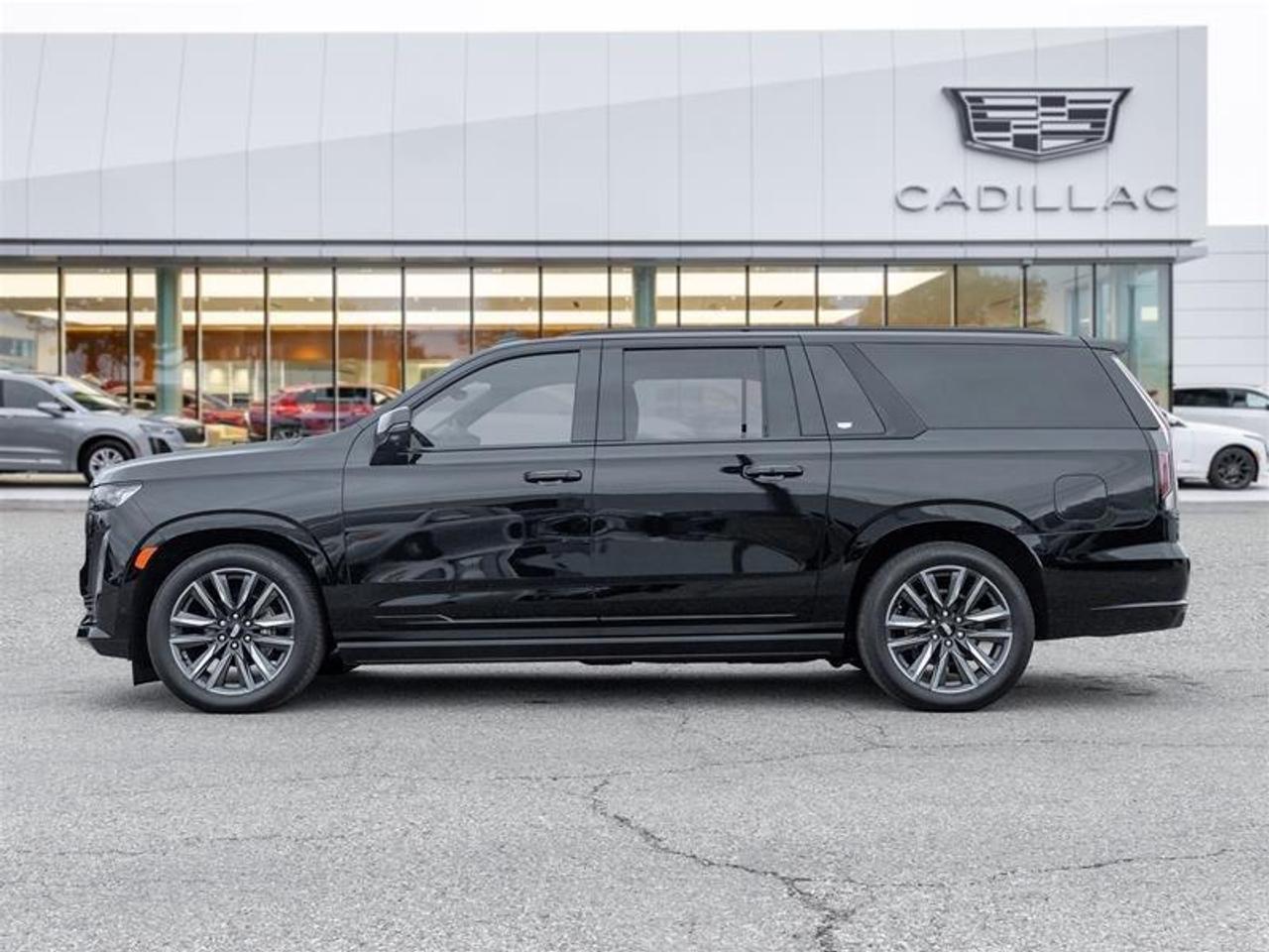 2024 Cadillac Escalade ESV Sport Platinum 4dr 4x4 Photo2