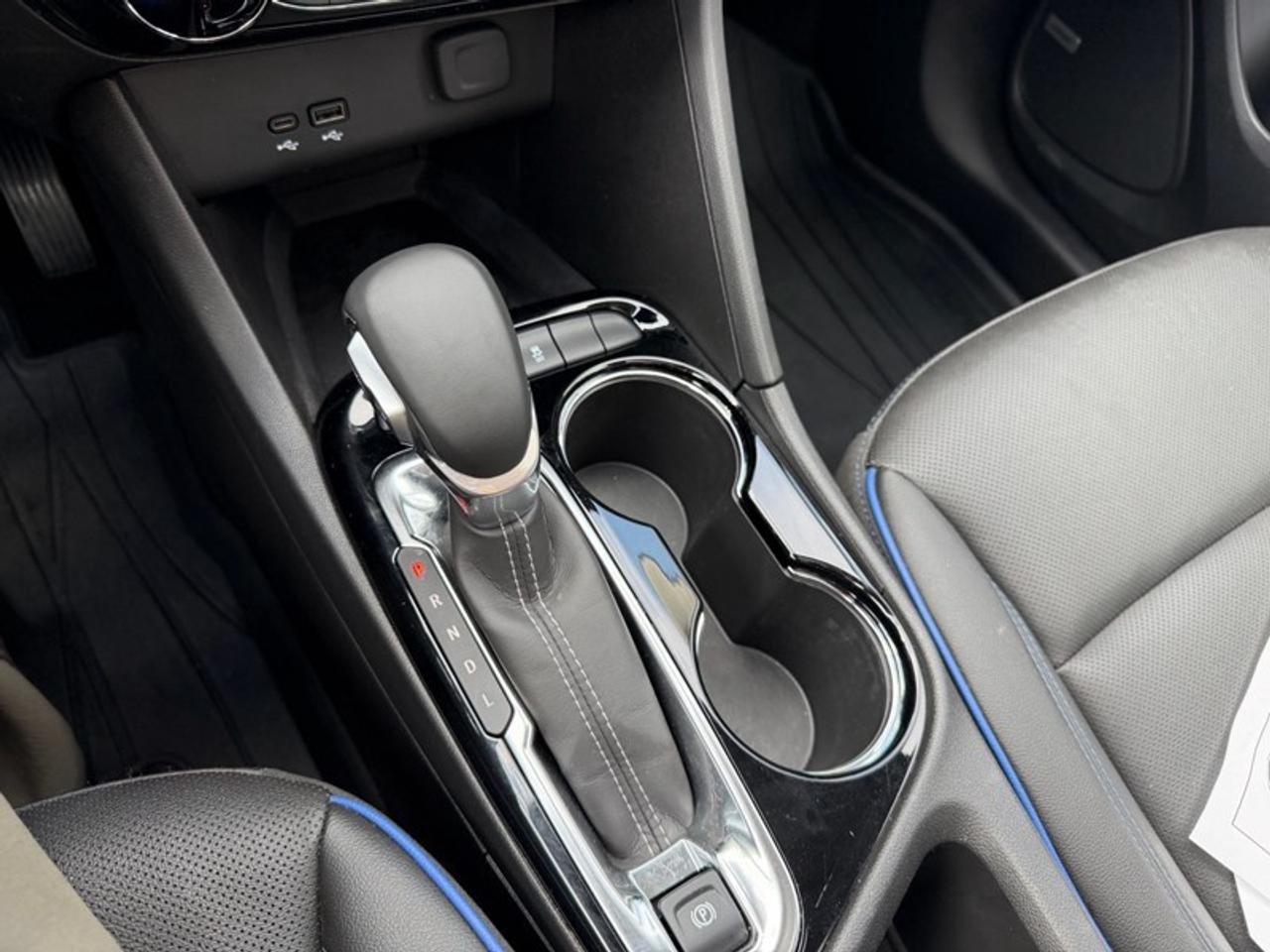 2025 Buick Encore GX Sport Touring AWD Photo