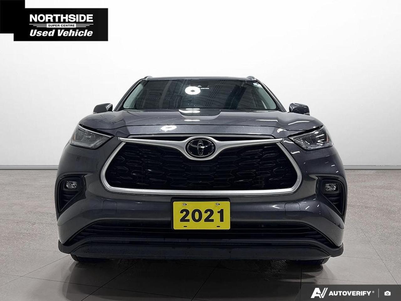 2021 Toyota Highlander XLE AWD Photo5