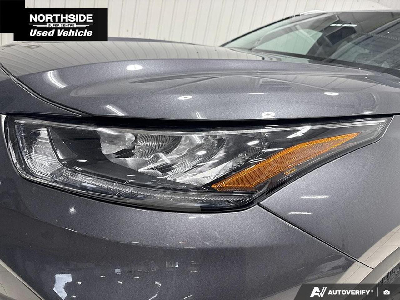 2021 Toyota Highlander XLE AWD Photo