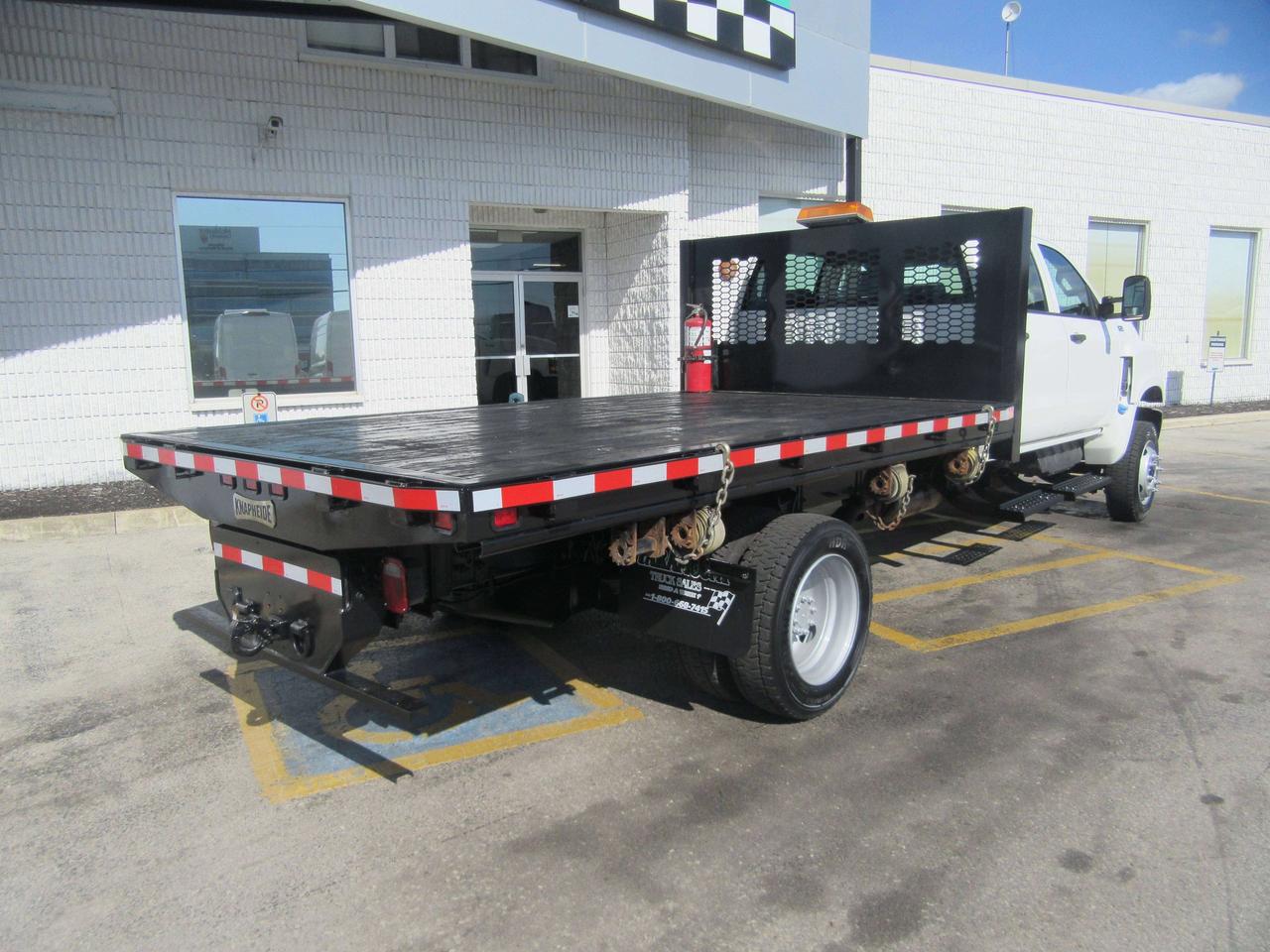 2022 International CV-515 CREW CAB 4X4 DIESEL FLAT DECK & TIE STRAP PACKAGE Photo