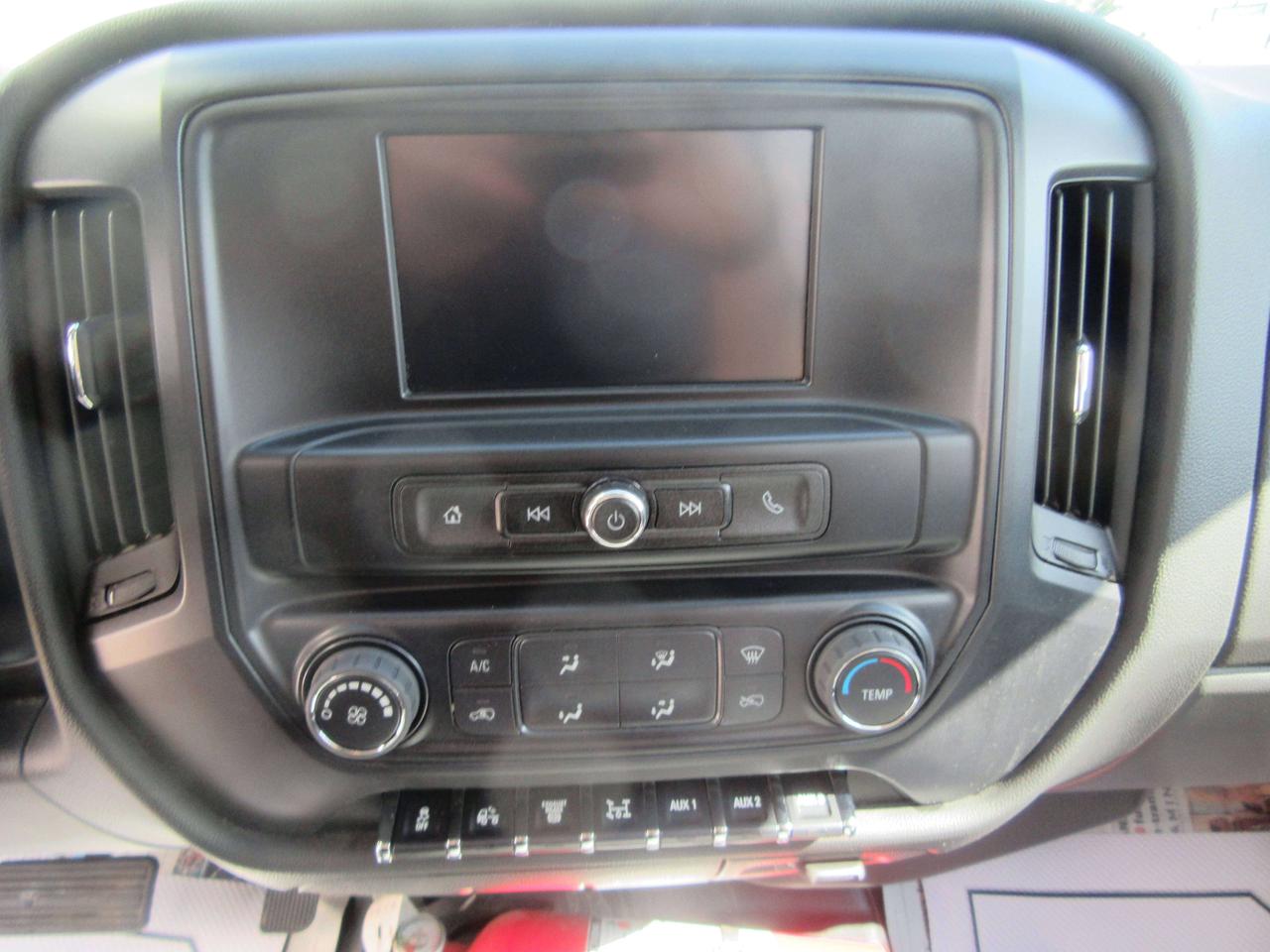 2022 International CV-515 CREW CAB 4X4 DIESEL FLAT DECK & TIE STRAP PACKAGE Photo