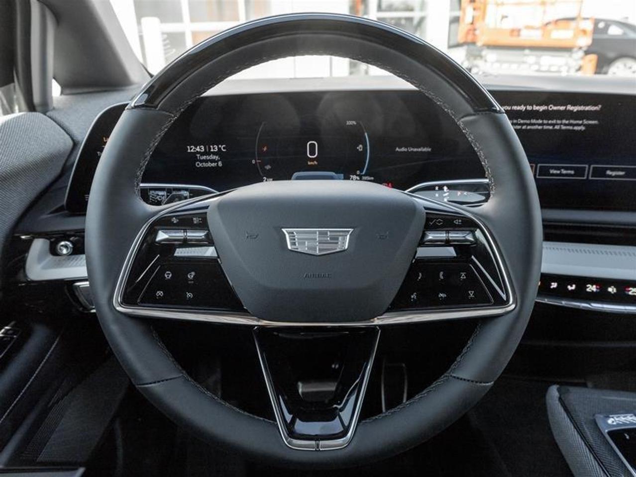 2027 Cadillac OPTIQ Luxury 4dr Photo