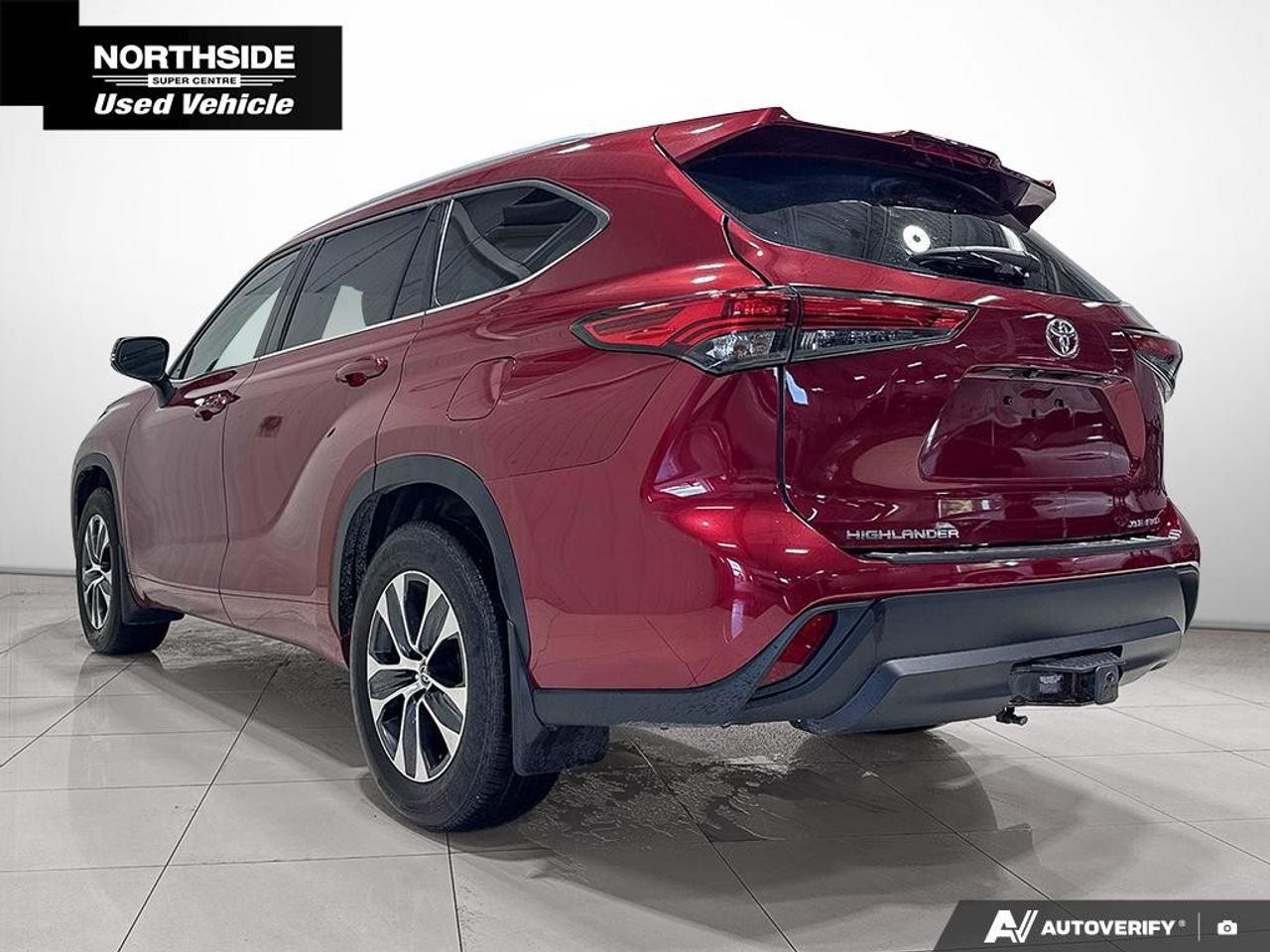 2022 Toyota Highlander XLE AWD Photo