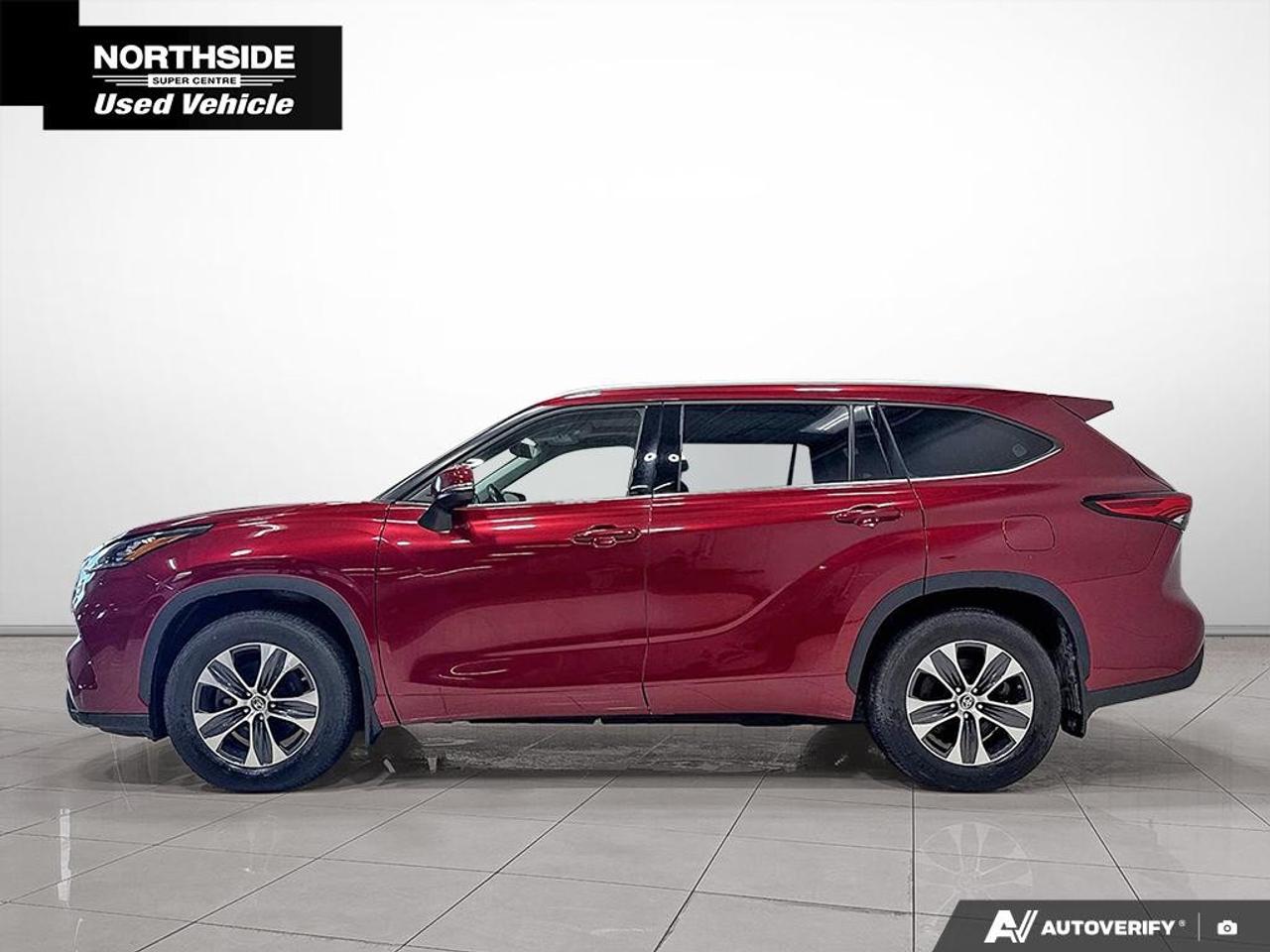 2022 Toyota Highlander XLE AWD Photo