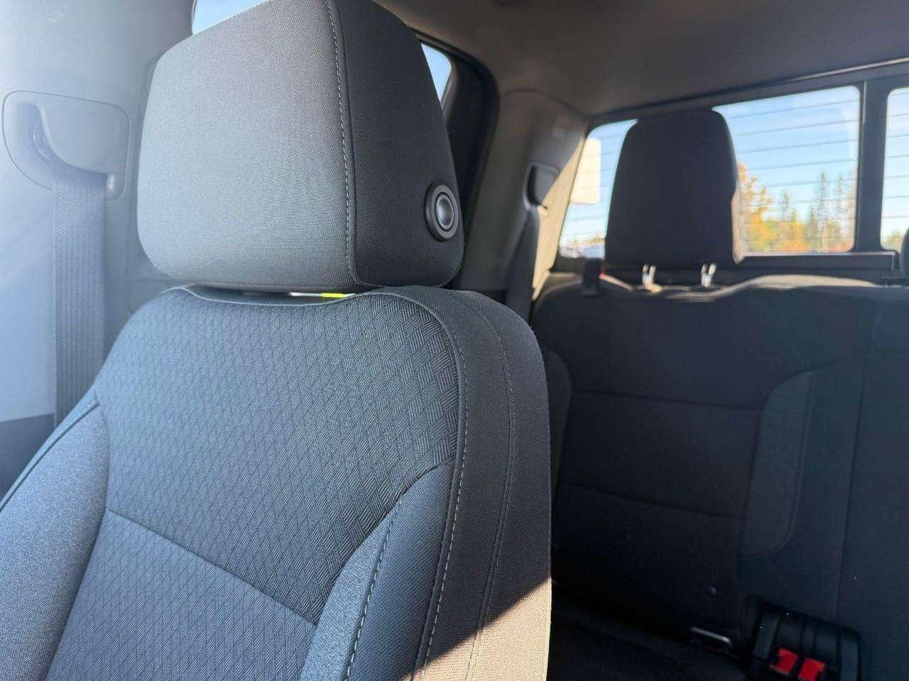 2019 GMC Sierra 1500 BEDLINER. RUNNING BOARDS. ALL WEATHER MATS. X31 OFF ROAD PKG. TRAILERING PKG. KODIAK EDITION. CERTIFIED. Photo