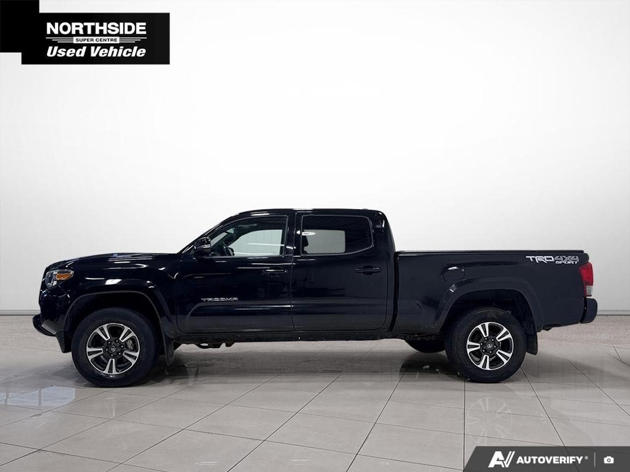 2017 Toyota Tacoma 4WD Double Cab V6 Auto SR5 Photo