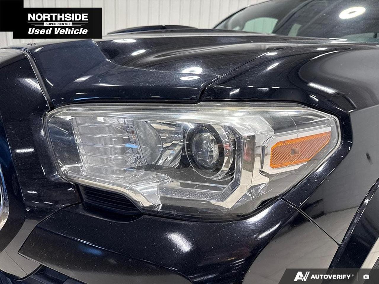 2017 Toyota Tacoma 4WD Double Cab V6 Auto SR5 Photo