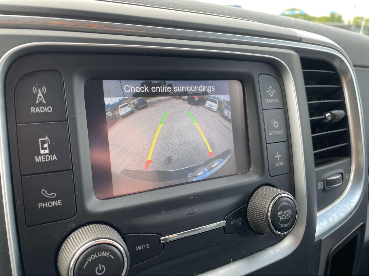 2023 RAM 1500 SLT/HEMI PWR/TOW BOSS/ALLOYS/WE FINANCE ALL CREDIT Photo