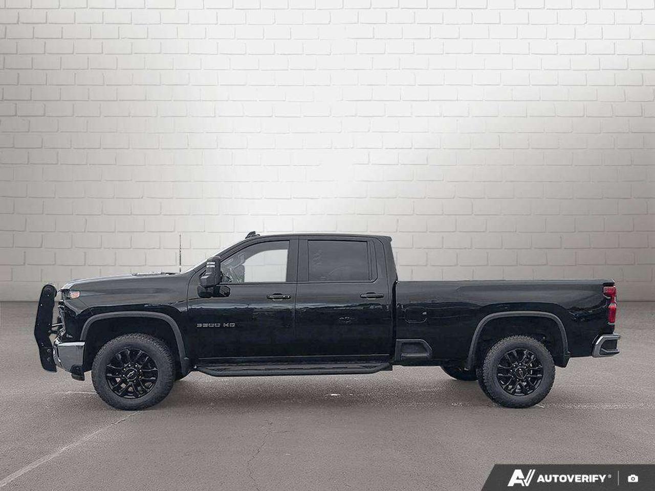 2025 Chevrolet Silverado 3500 Heated Seats   Remote Start   Trailer Brake Controller Photo5
