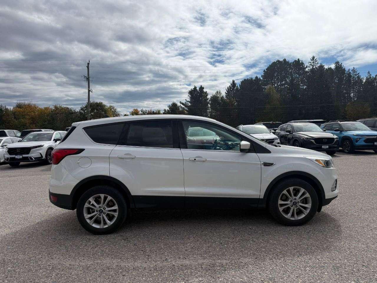 2019 Ford Escape ALL WEATHER MATS. KEYLESS ENTRY/ KEY PAD. REMOTE START. HEATED WIPER PARK. HEATED FRONT SEATS. CERTIFIED. Photo