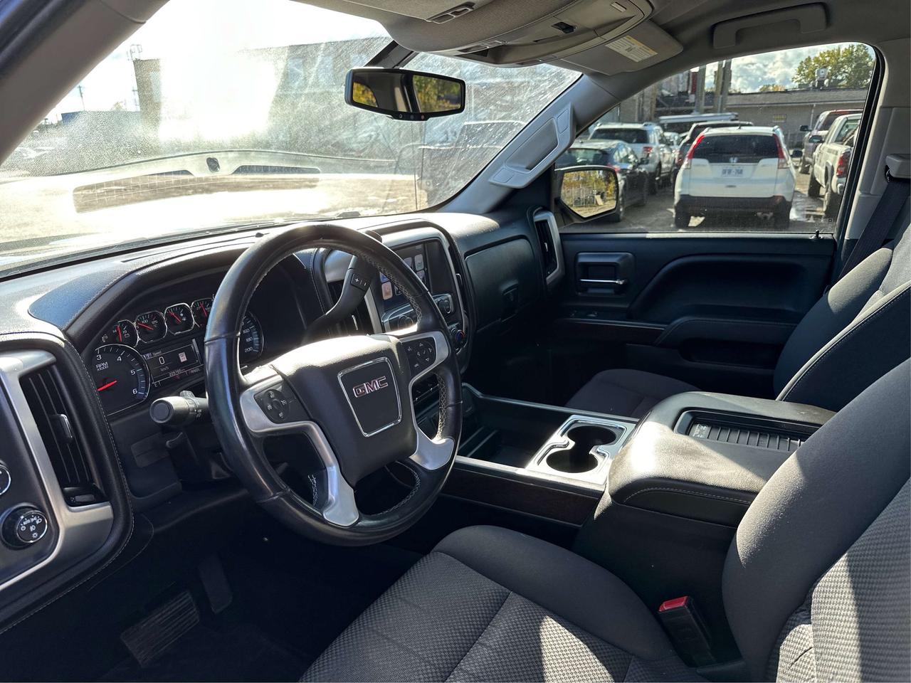 2017 GMC Sierra 1500 SLE/Z71/ELEVATION/V8/AWD/WE FINANCE ALL CREDIT! Photo
