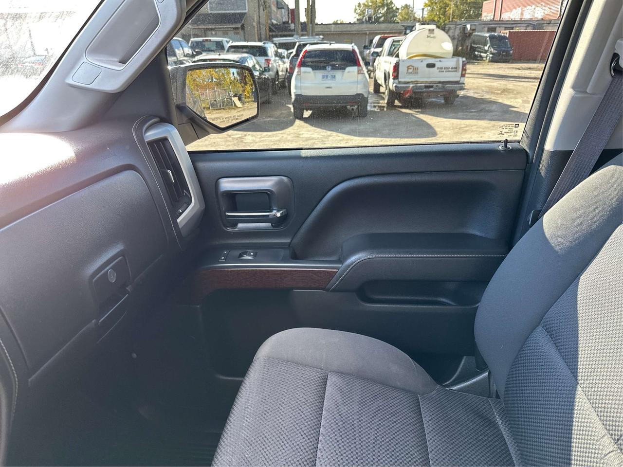 2017 GMC Sierra 1500 SLE/Z71/ELEVATION/V8/AWD/WE FINANCE ALL CREDIT! Photo