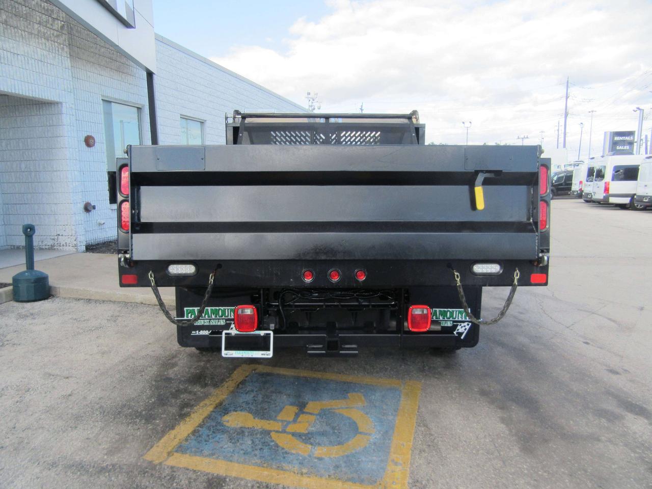 2024 RAM 5500 CREW CAB HD 4X4 DIESEL 12FT STEEL DUMP BOX Photo