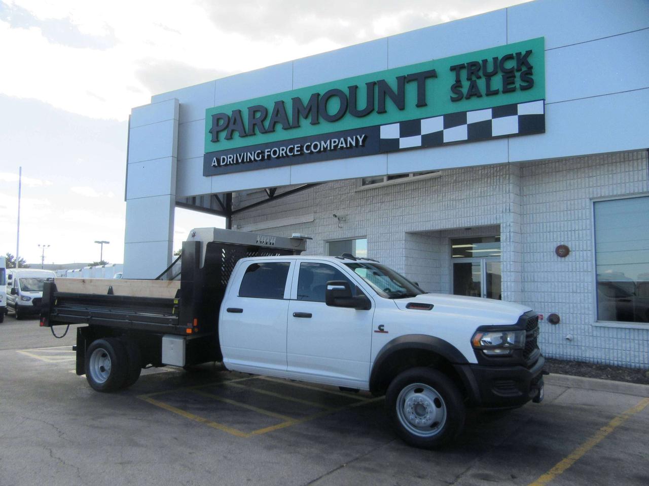 2024 RAM 5500 CREW CAB HD 4X4 DIESEL 12FT STEEL DUMP BOX Photo0