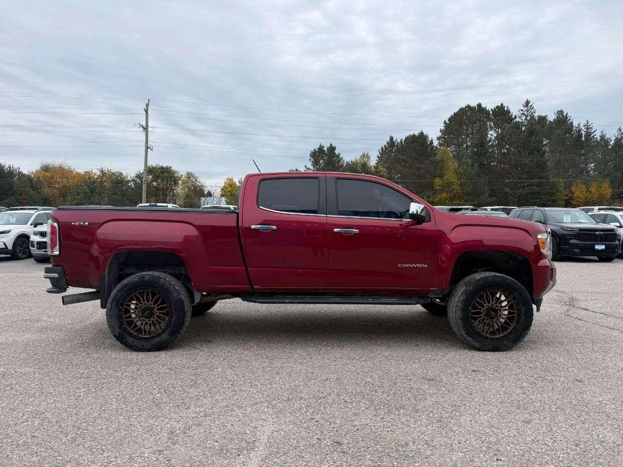 2018 GMC Canyon BRAY ORIGINAL. RUNNING BOARDS. BEDLINER. TONNEAU COVER. HEAVY DUTY TRAILERING PKG. CERTIFIED. Photo