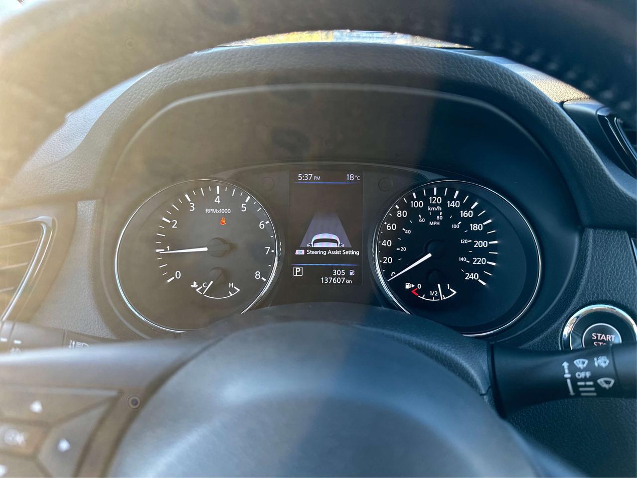 2019 Nissan Rogue SV/AWD/CARPLAY/ROOF/WINTER/WE FINANCE ALL CREDIT! Photo