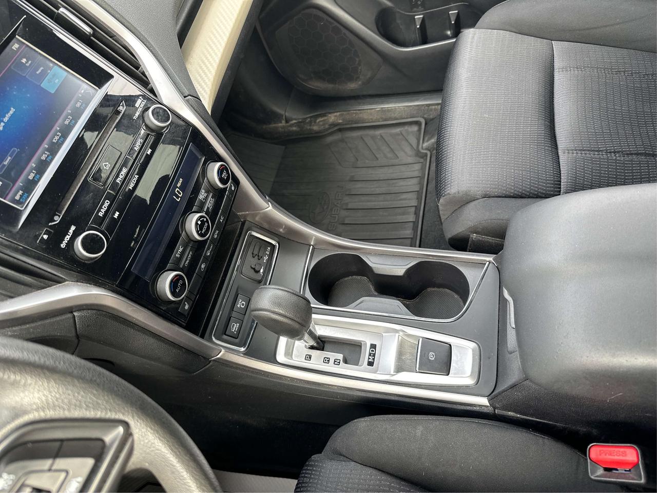 2020 Subaru ASCENT 8PASS/4WD/HEATED/BUP CAM/WE FINANCE ALL CREDIT! Photo