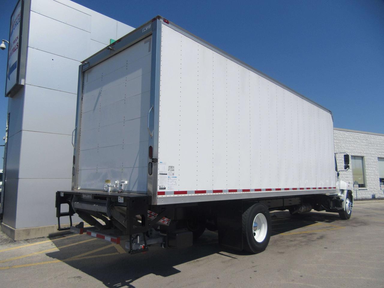 2023 Hino L7 WITH 26FT BOX LARGE ALUMINUM POWER LIFTGATE Photo