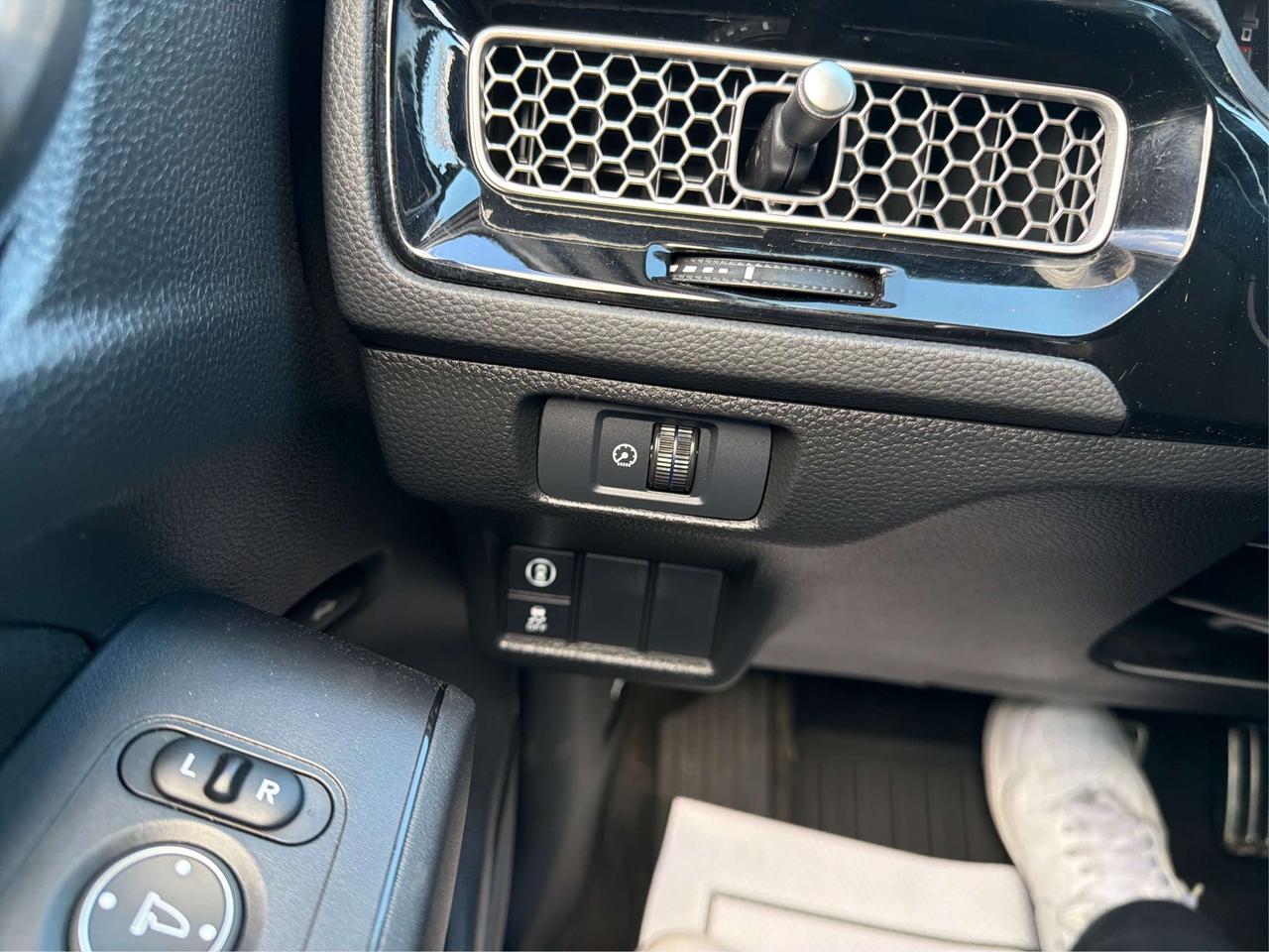 2023 Honda Civic SPORT/CARPLAY/BUPCAM/CRUISE/WE FINANCE ALL CREDIT! Photo