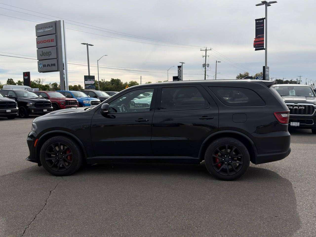 2024 Dodge Durango 6.2L SRT HEMI V8   ACCIDENT FREE   SUNROOF Photo1