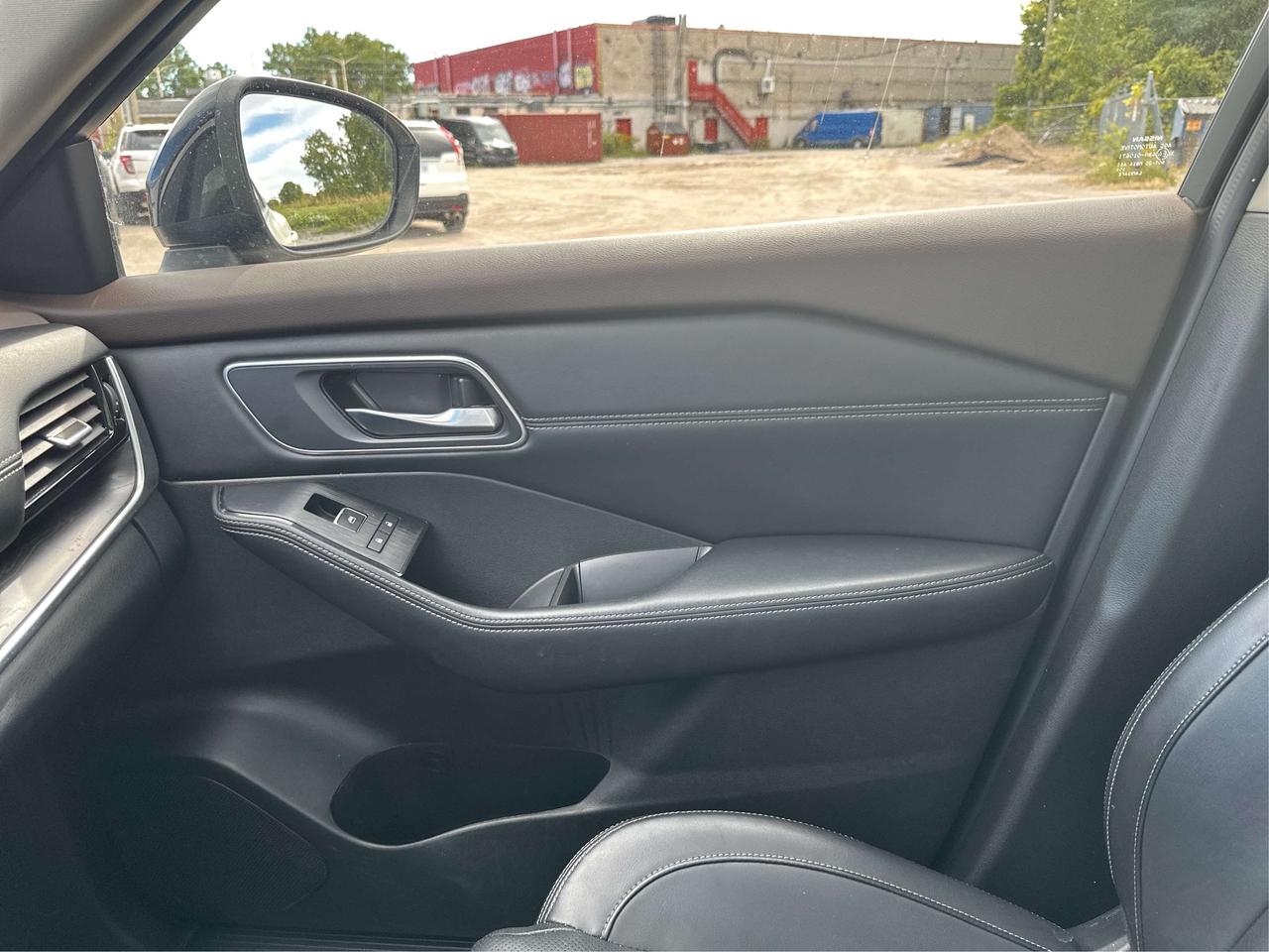 2021 Nissan Rogue PLATINUM/AWD/PANO/LOADED/WE FINANCE ALL CREDIT! Photo