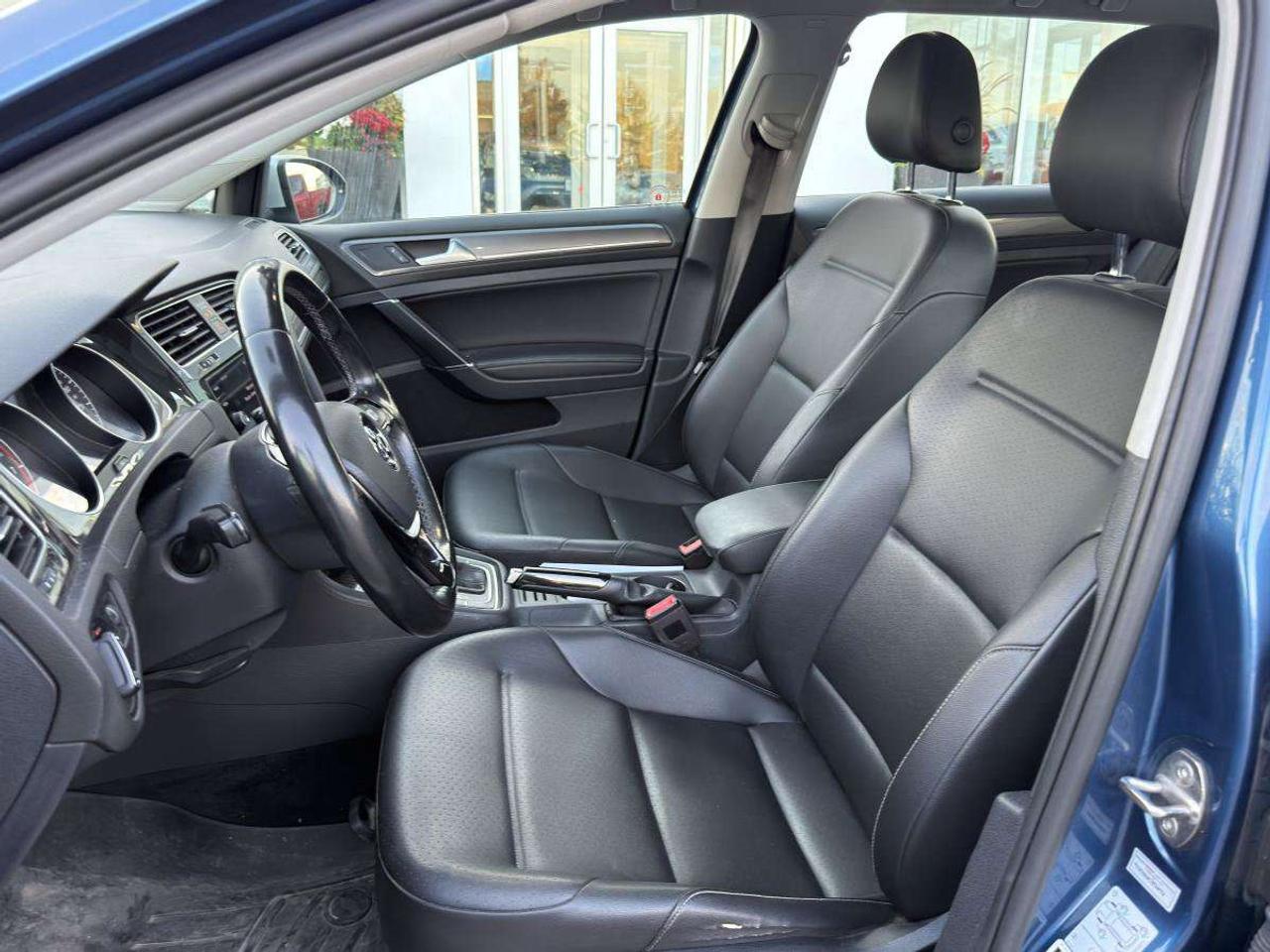 2019 Volkswagen Golf AS-TRADED, APPLE CARPLAY, AWD, SUNROOF Photo
