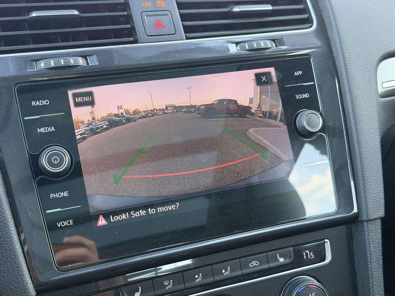 2019 Volkswagen Golf AS-TRADED, APPLE CARPLAY, AWD, SUNROOF Photo