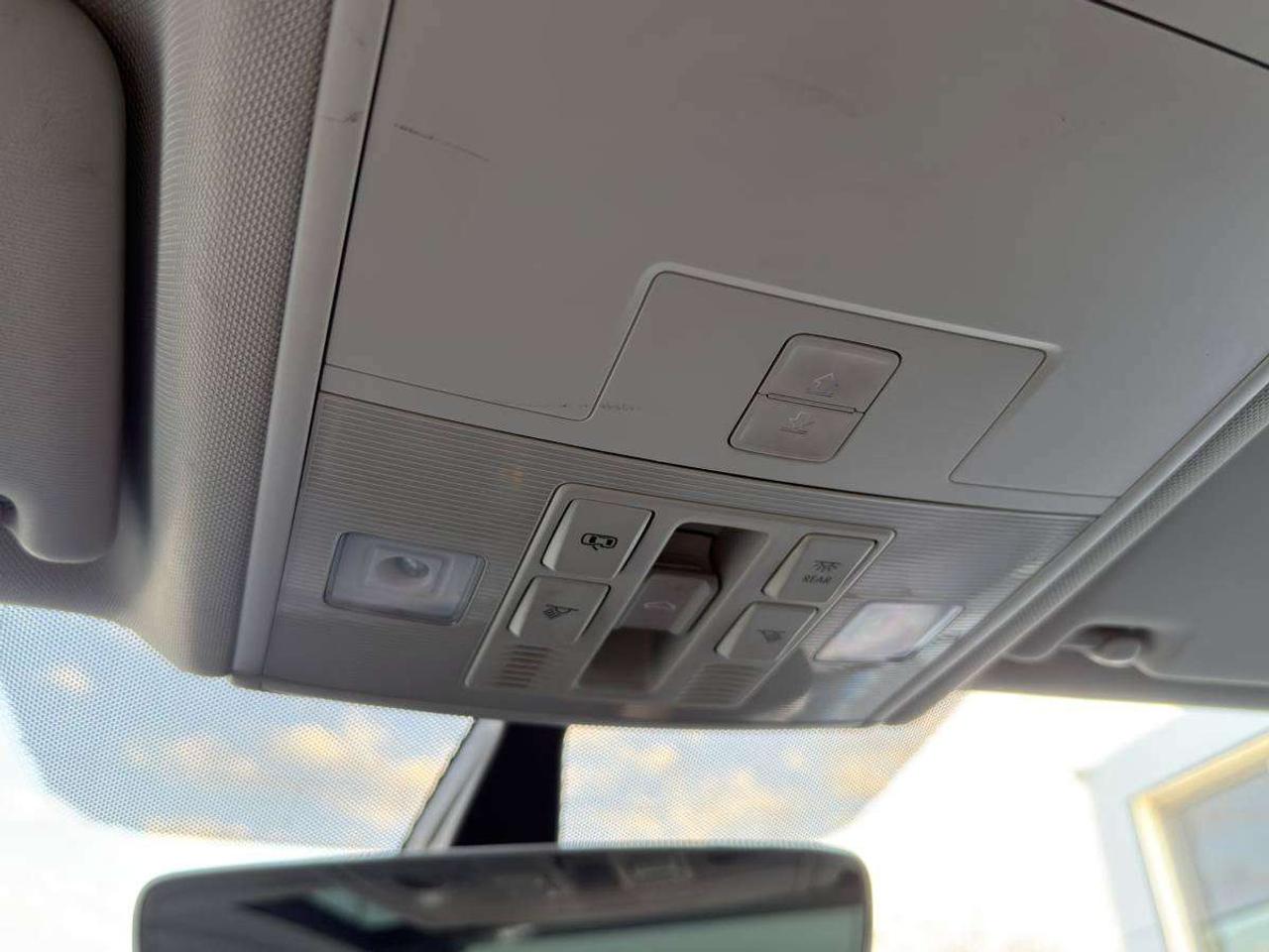 2019 Volkswagen Golf AS-TRADED, APPLE CARPLAY, AWD, SUNROOF Photo