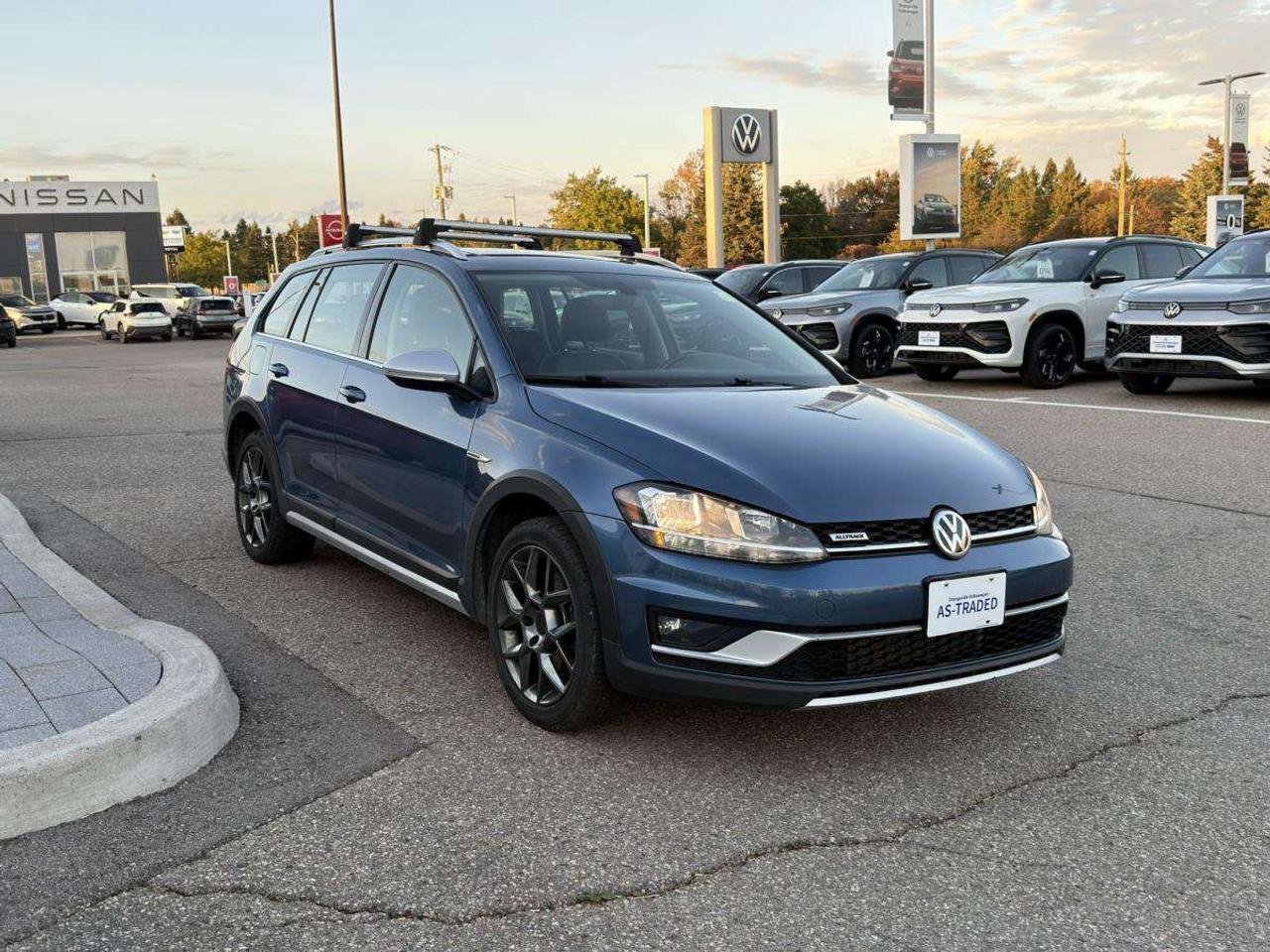 2019 Volkswagen Golf  Photo5