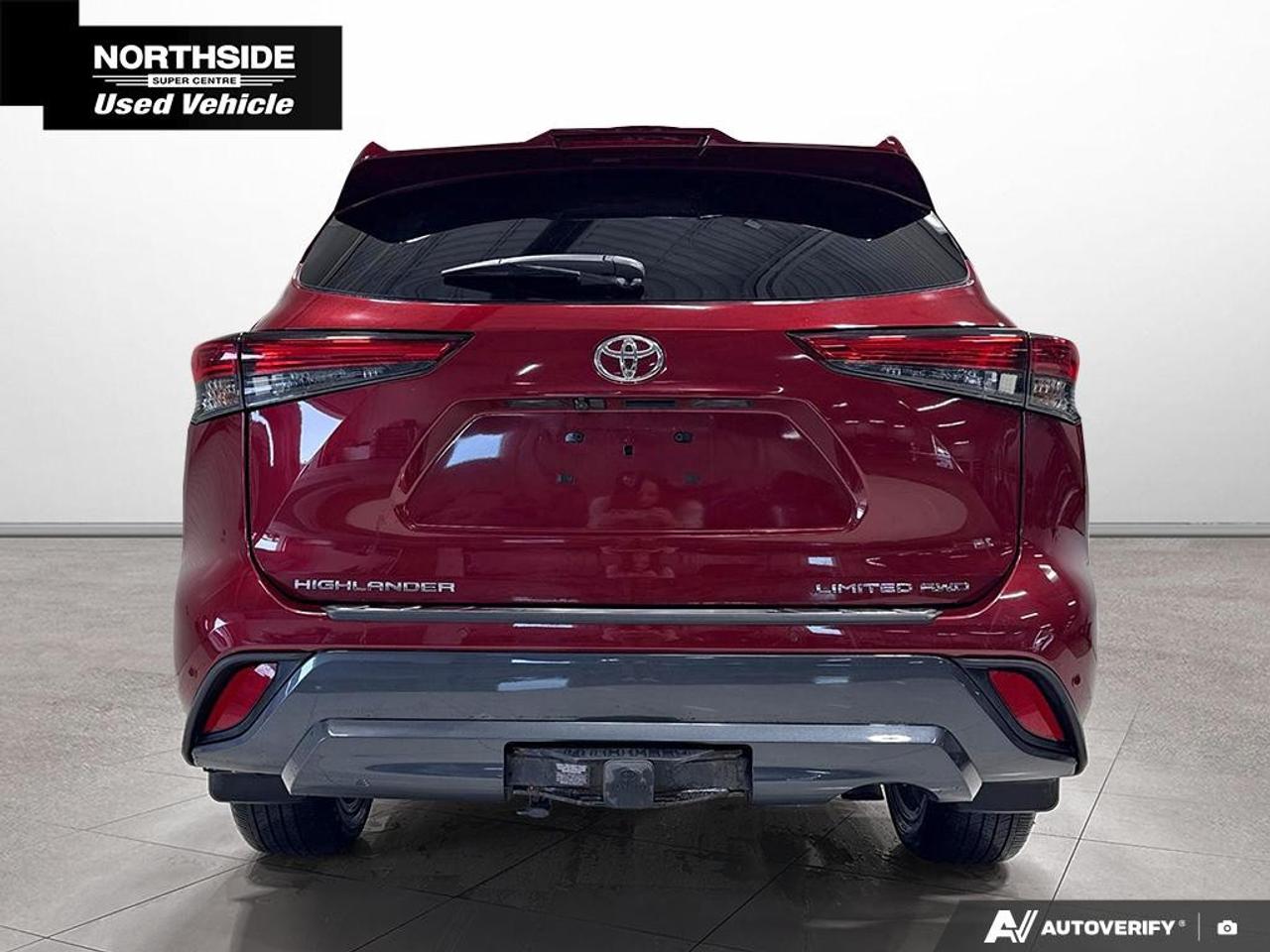 2023 Toyota Highlander LIMITED AWD Photo