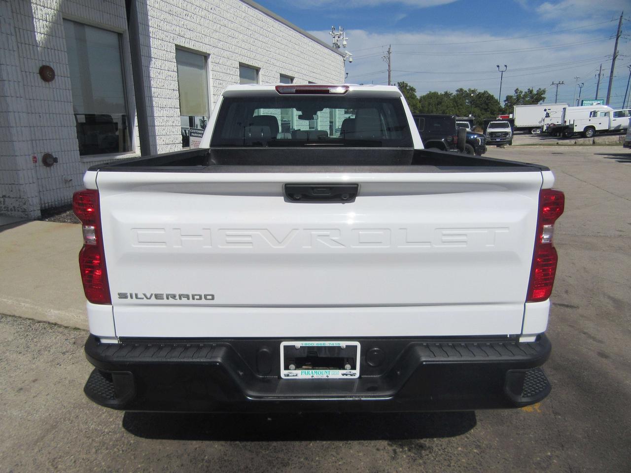 2024 Chevrolet Silverado 1500 CREW CAB 4X4 6.5FT BOX Photo