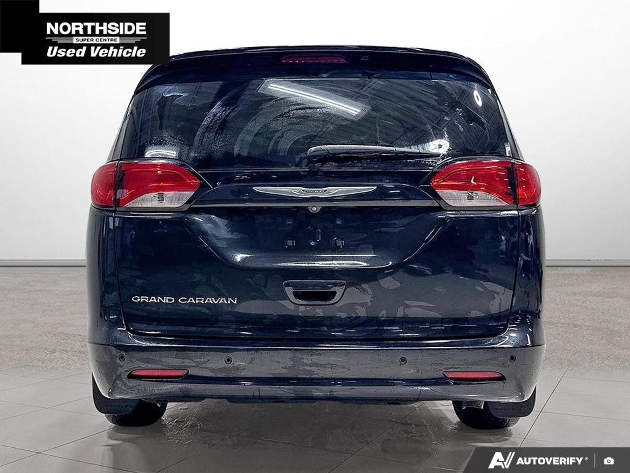 2022 Chrysler Grand Caravan SXT 2WD Photo