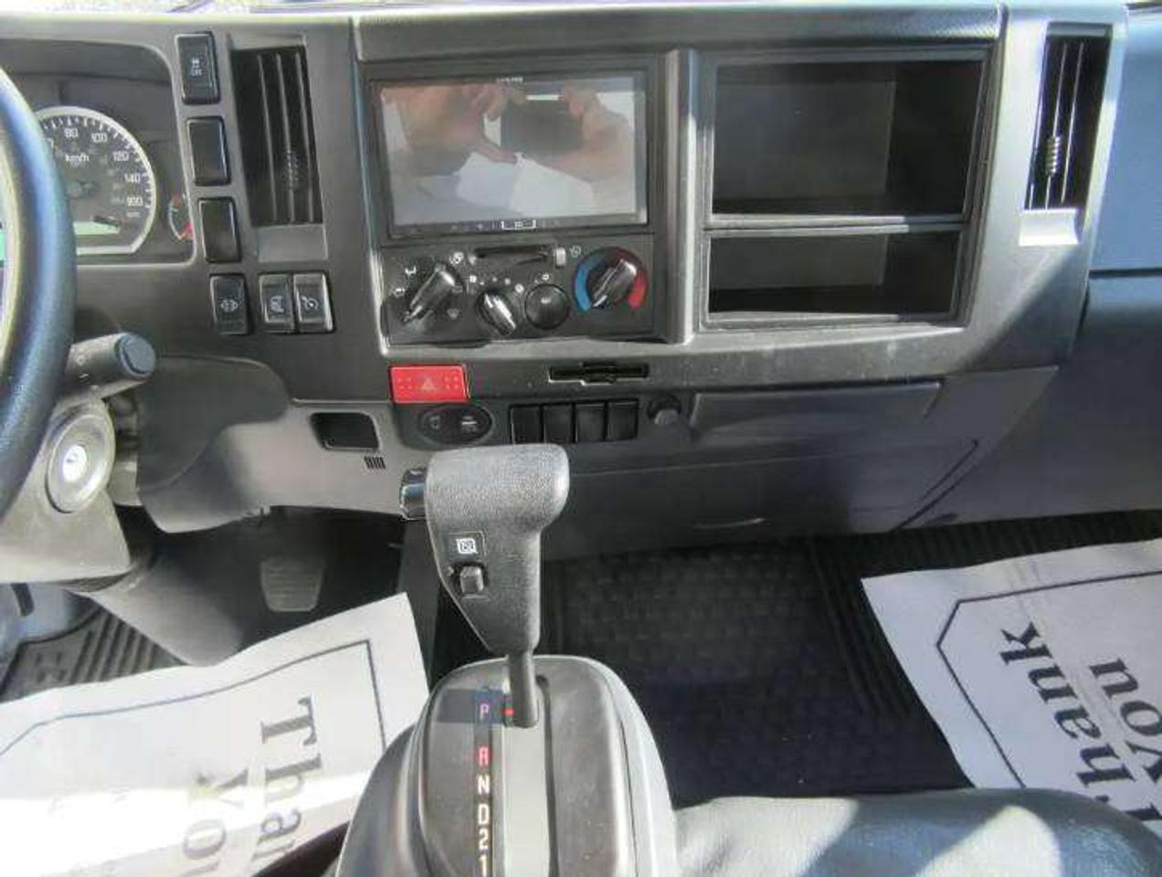 2024 Isuzu NRR DIESEL 20FT HIGH & WIDE BOX POWER LIFTGATE Photo