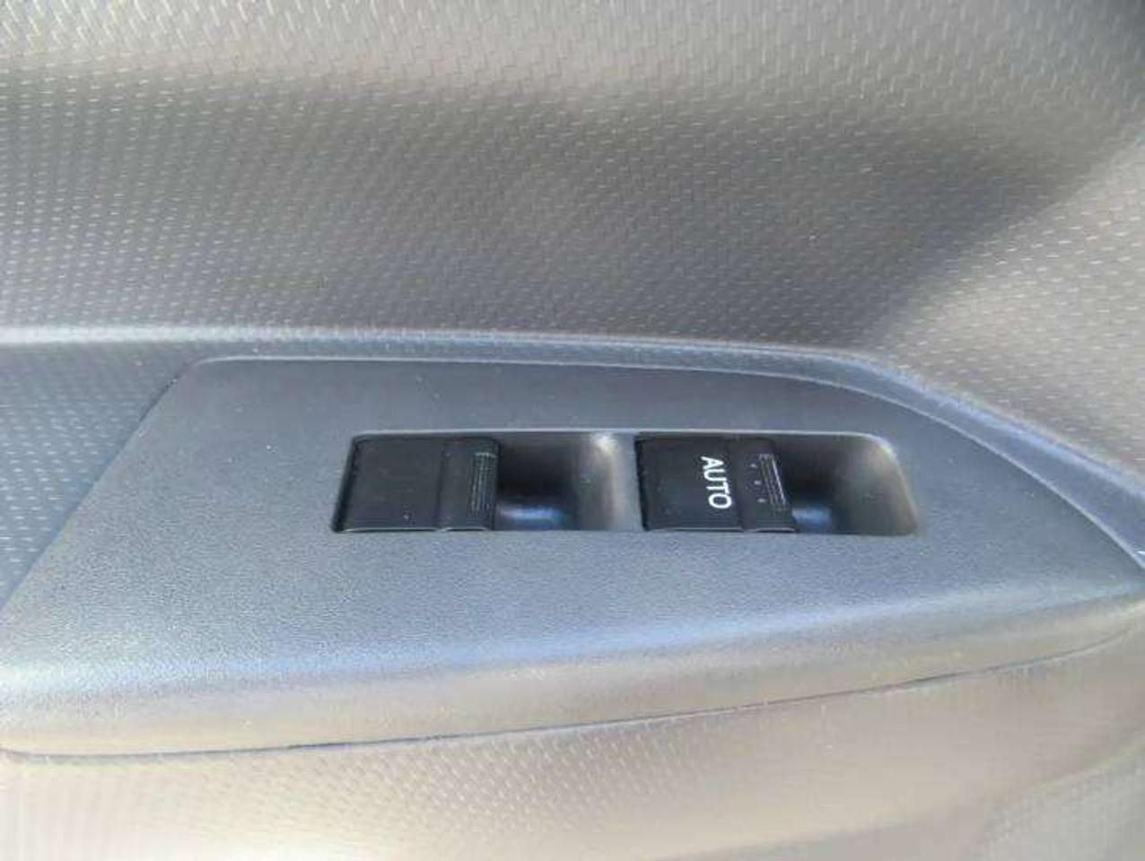 2024 Isuzu NRR DIESEL 20FT HIGH & WIDE BOX POWER LIFTGATE Photo