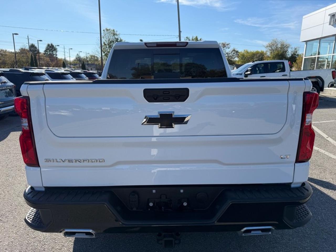 2025 Chevrolet Silverado 1500 Crew Cab Short Box 4-Wheel Drive LT Trail Boss Photo