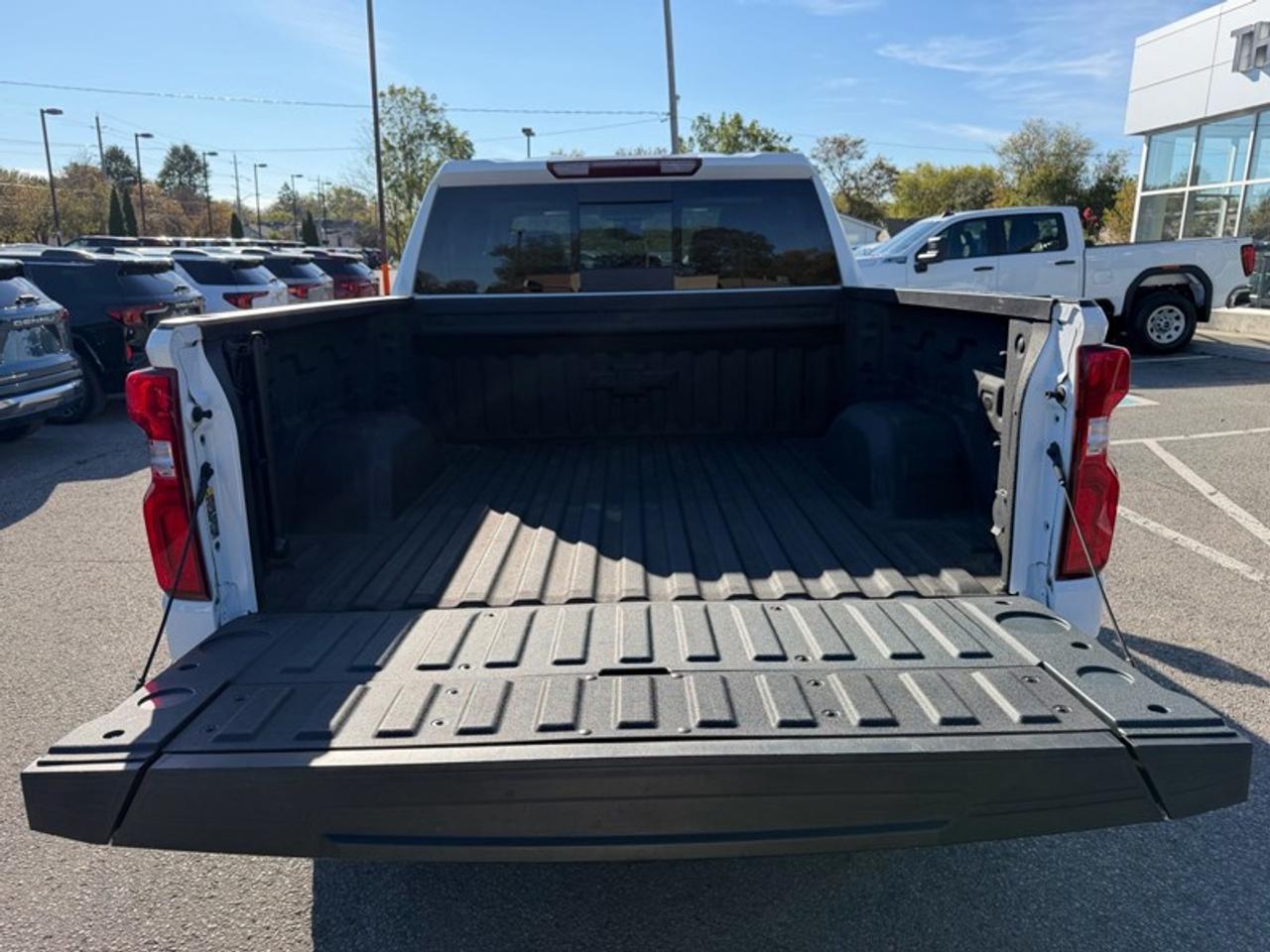2025 Chevrolet Silverado 1500 Crew Cab Short Box 4-Wheel Drive LT Trail Boss Photo