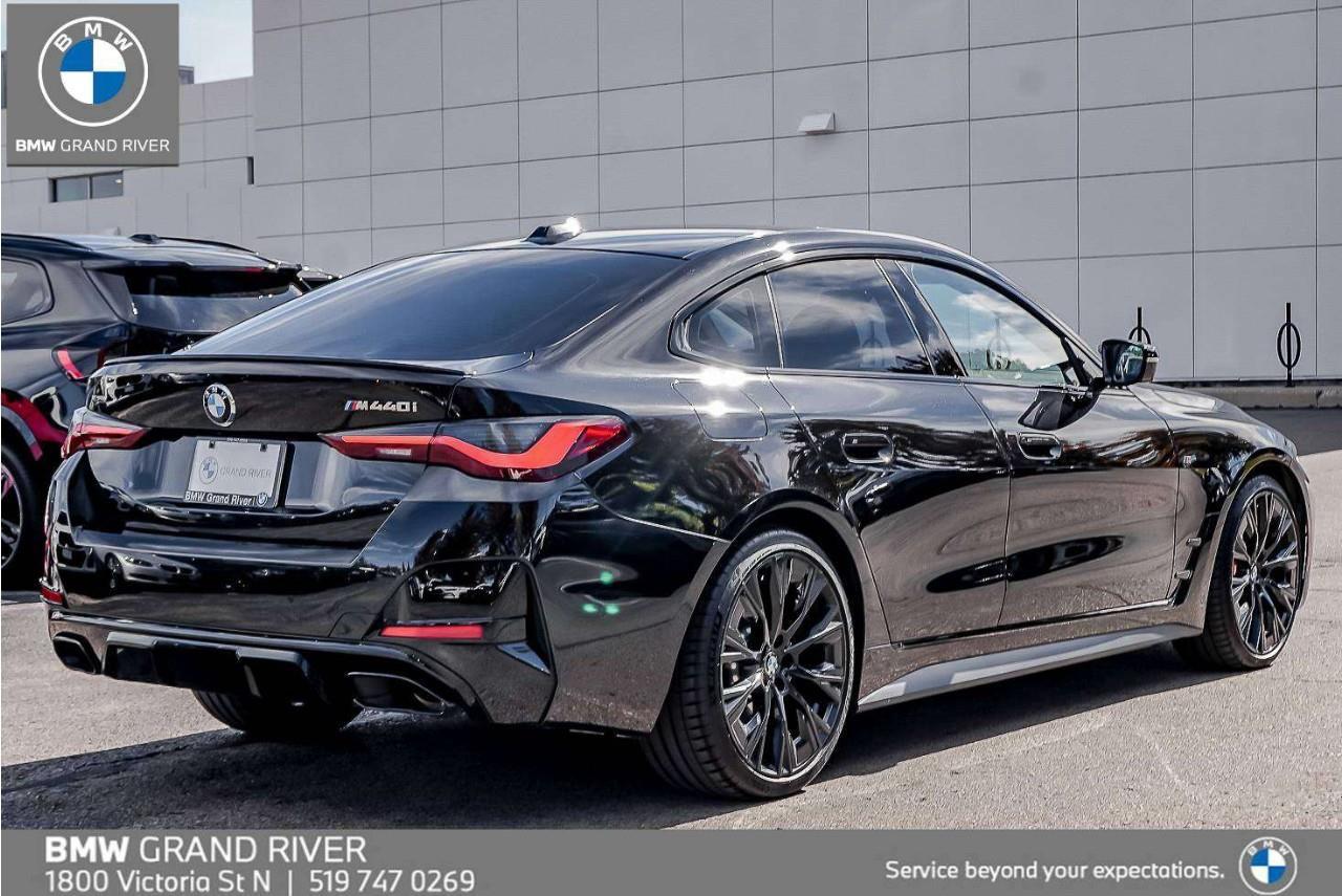 2024 BMW 4 Series  Photo